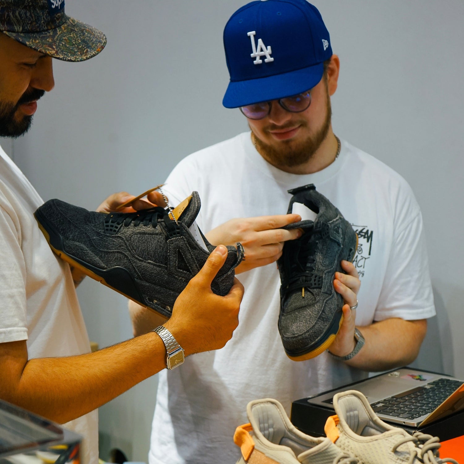 Authentication of sneakers