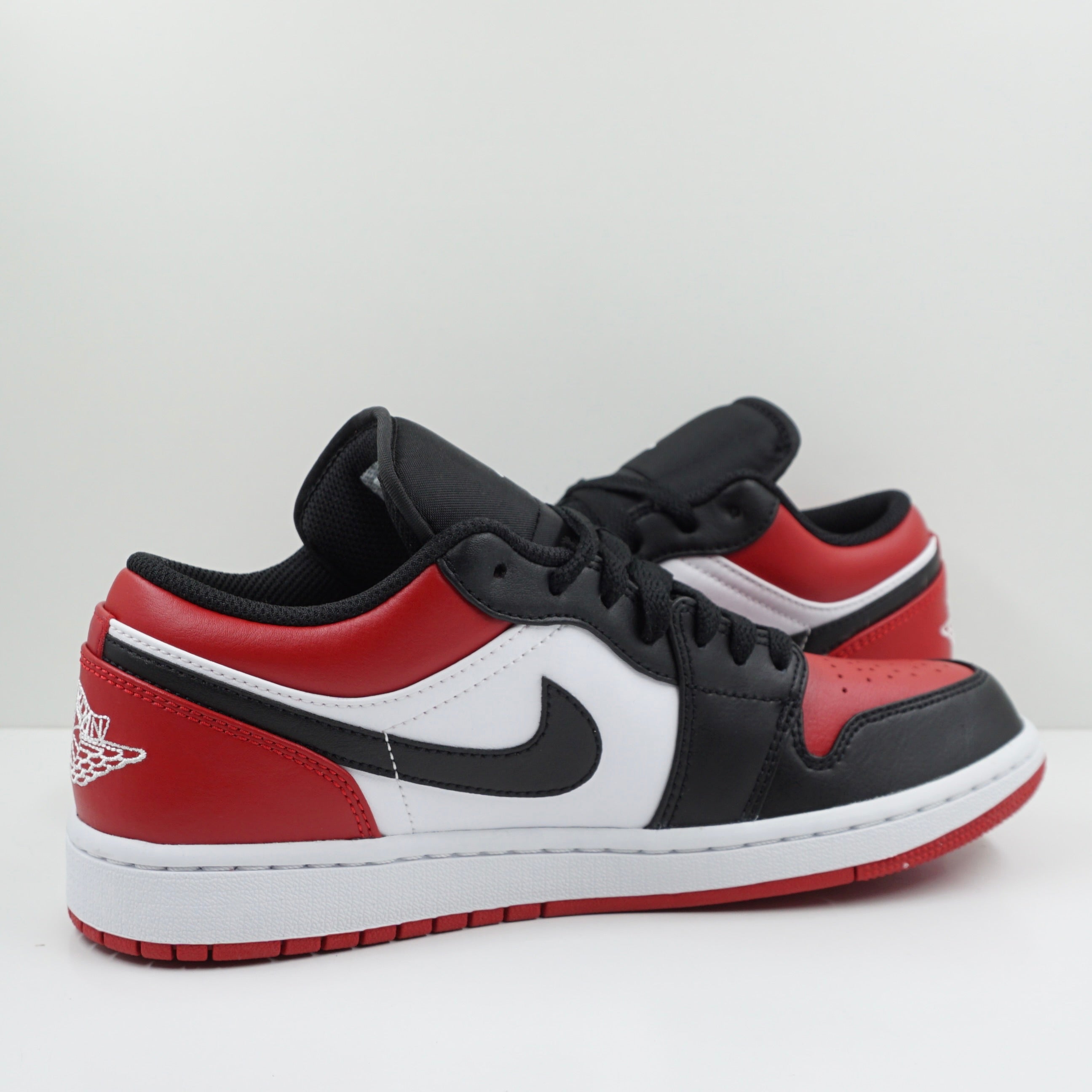 Jordan 1 Low Bred Toe
