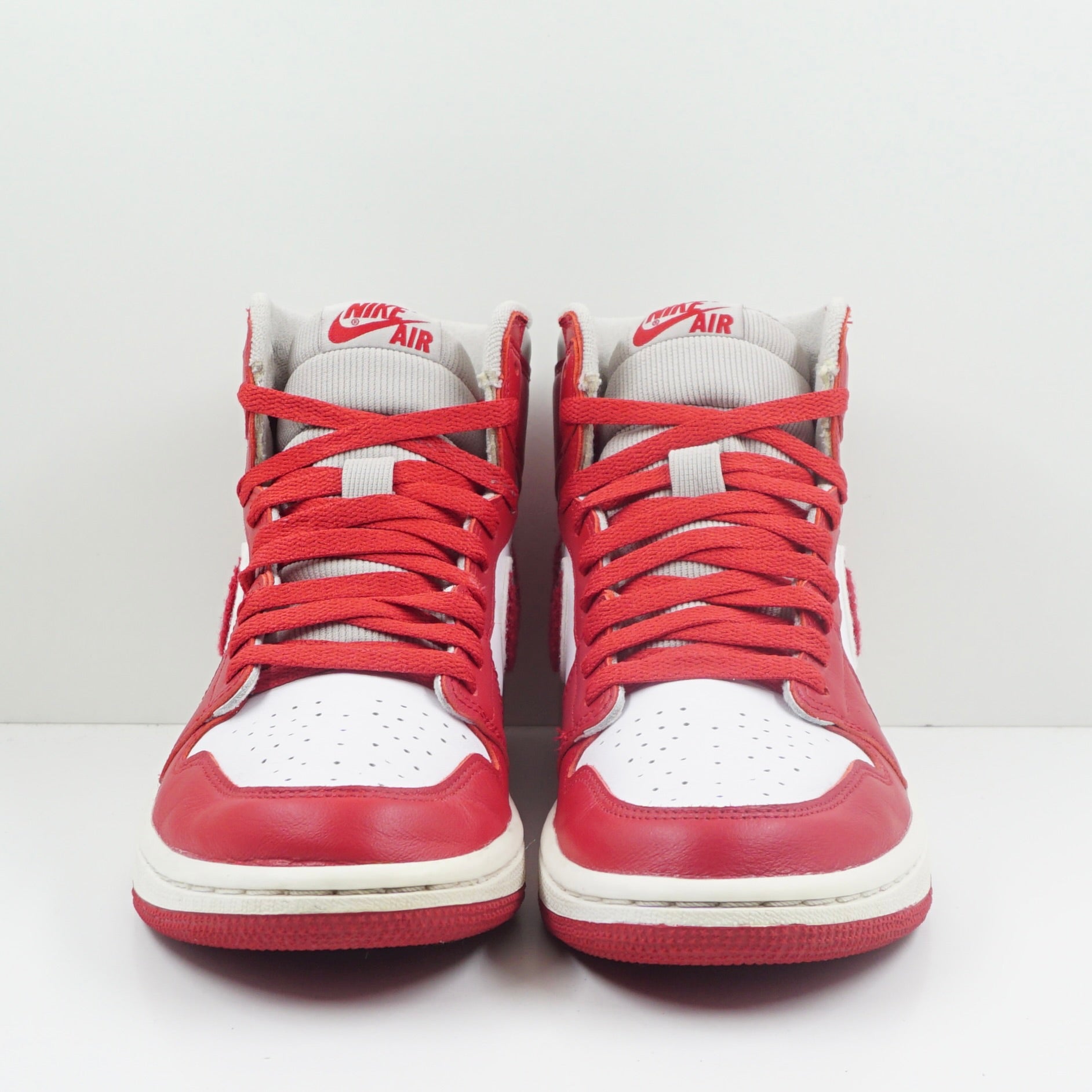Jordan 1 Retro High OG Varsity Red (W)