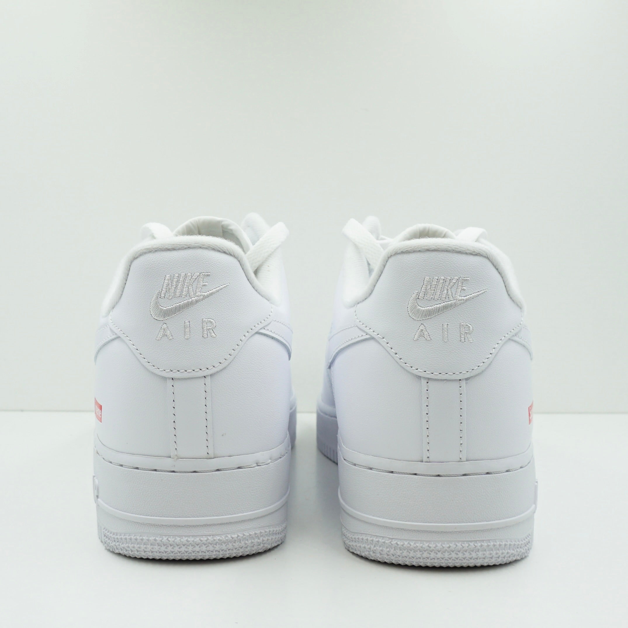 Nike Air Force 1 Low Supreme White