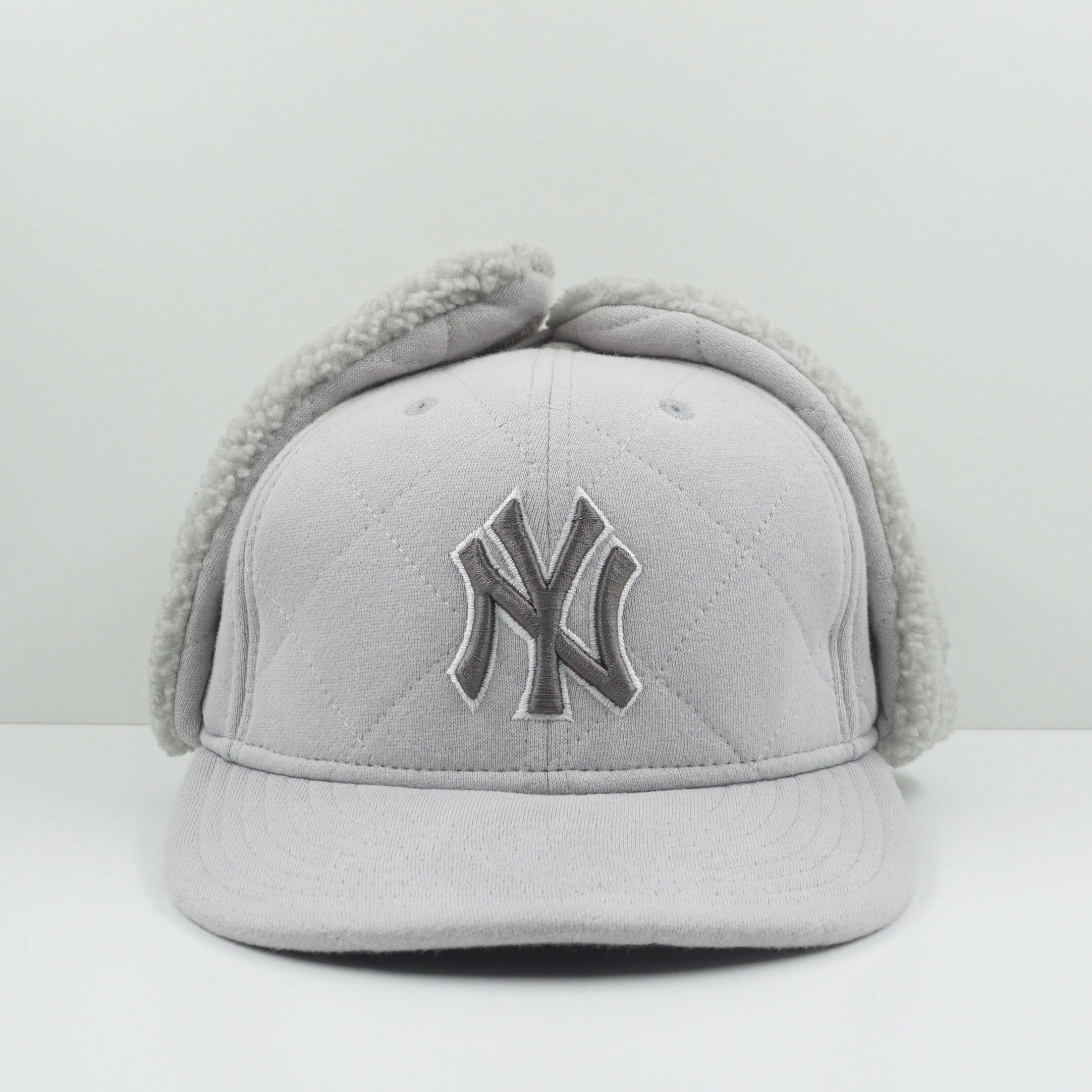 New Era New York Yankees Sample Dog Ear Flaps Grey Fleece Fitted Cap