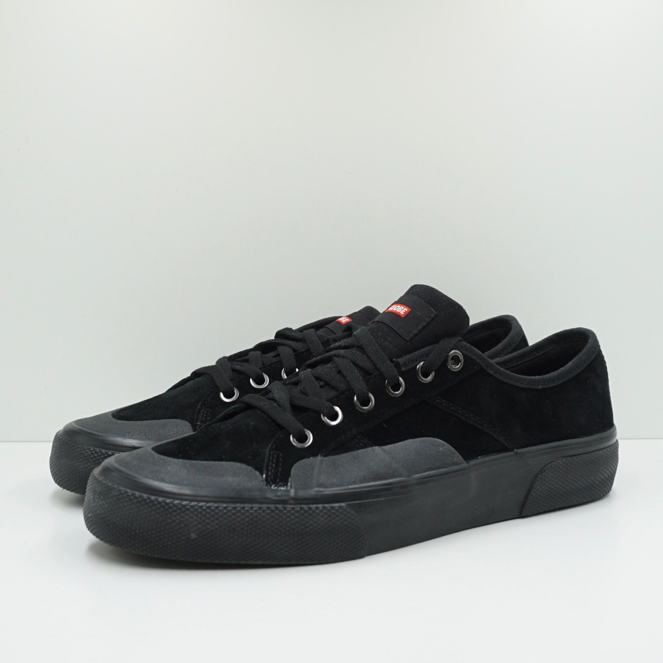 Globe Surplus Black