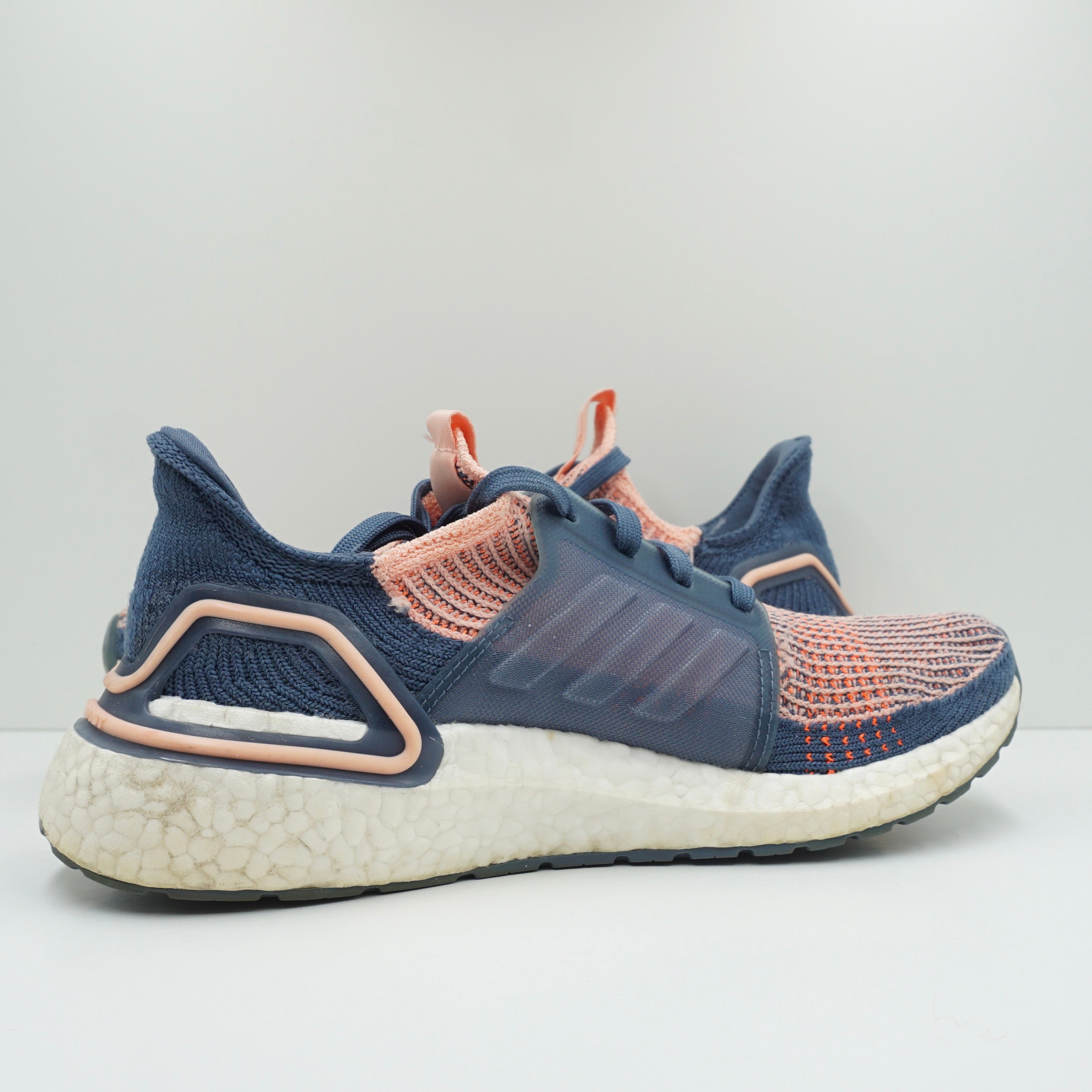 Adidas UltraBoost 19 Glow Pink (W)