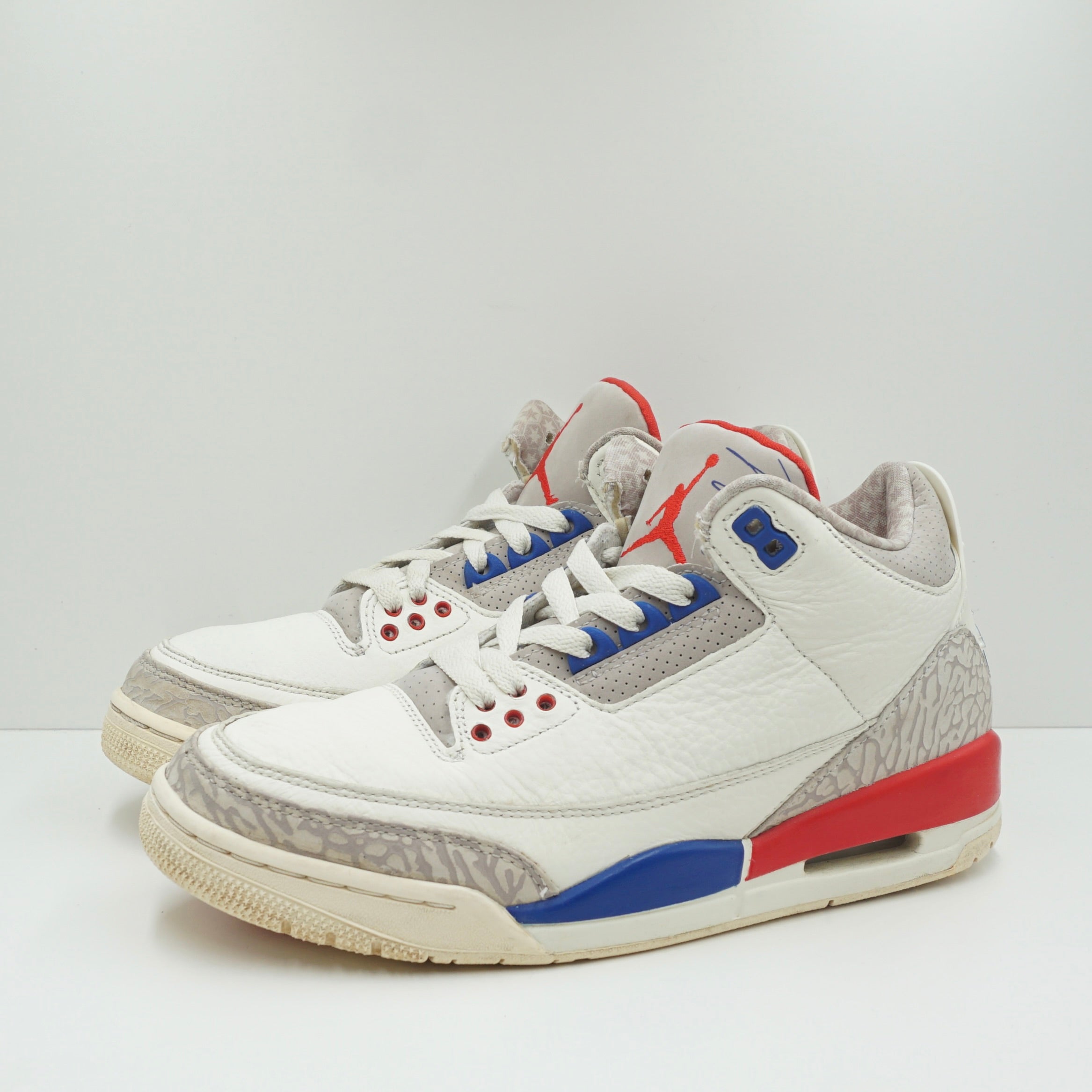 Jordan 3 Retro International Flight