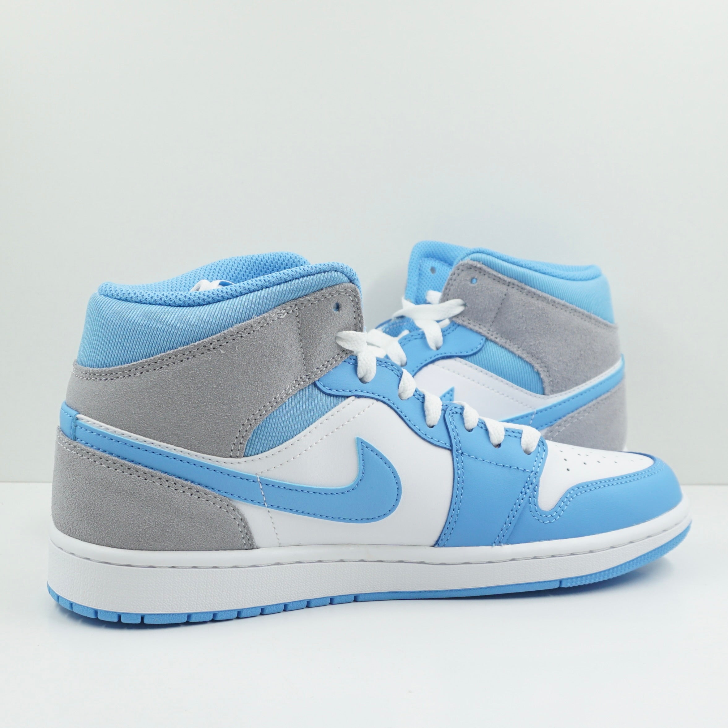 Jordan 1 Mid University Blue Grey