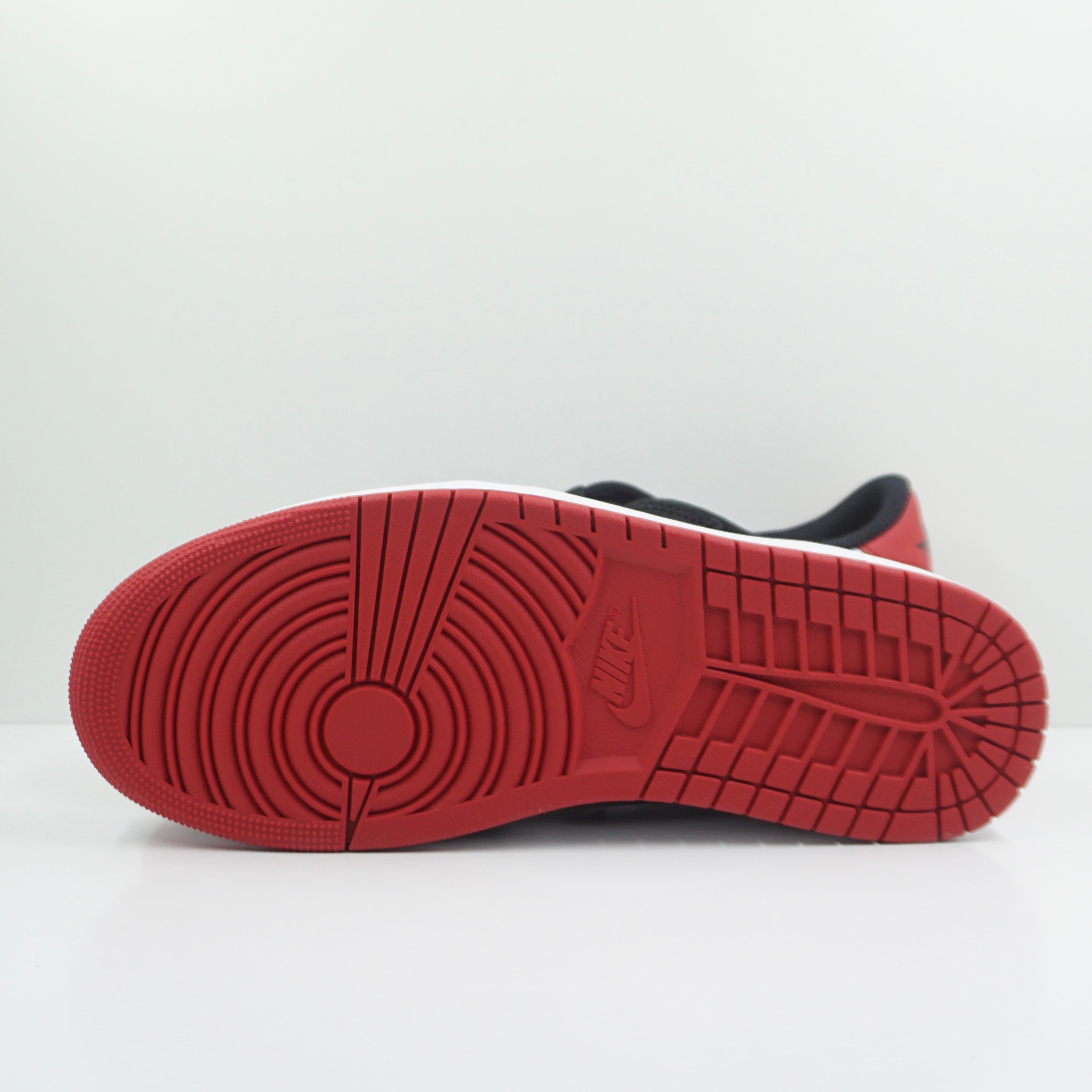 Jordan 1 Retro Low OG Black Toe (2023)