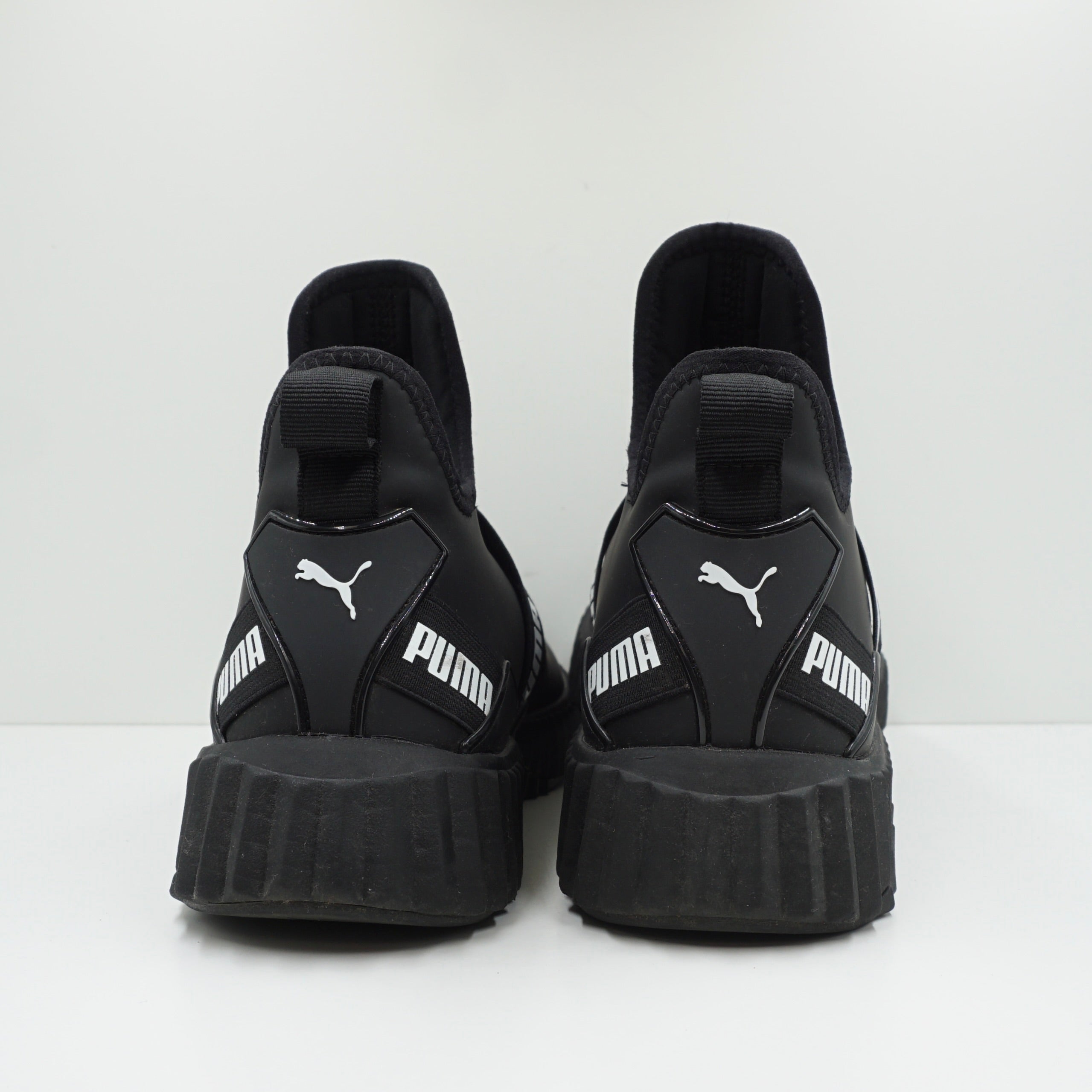 Puma Defy Mid Matte Black (W)