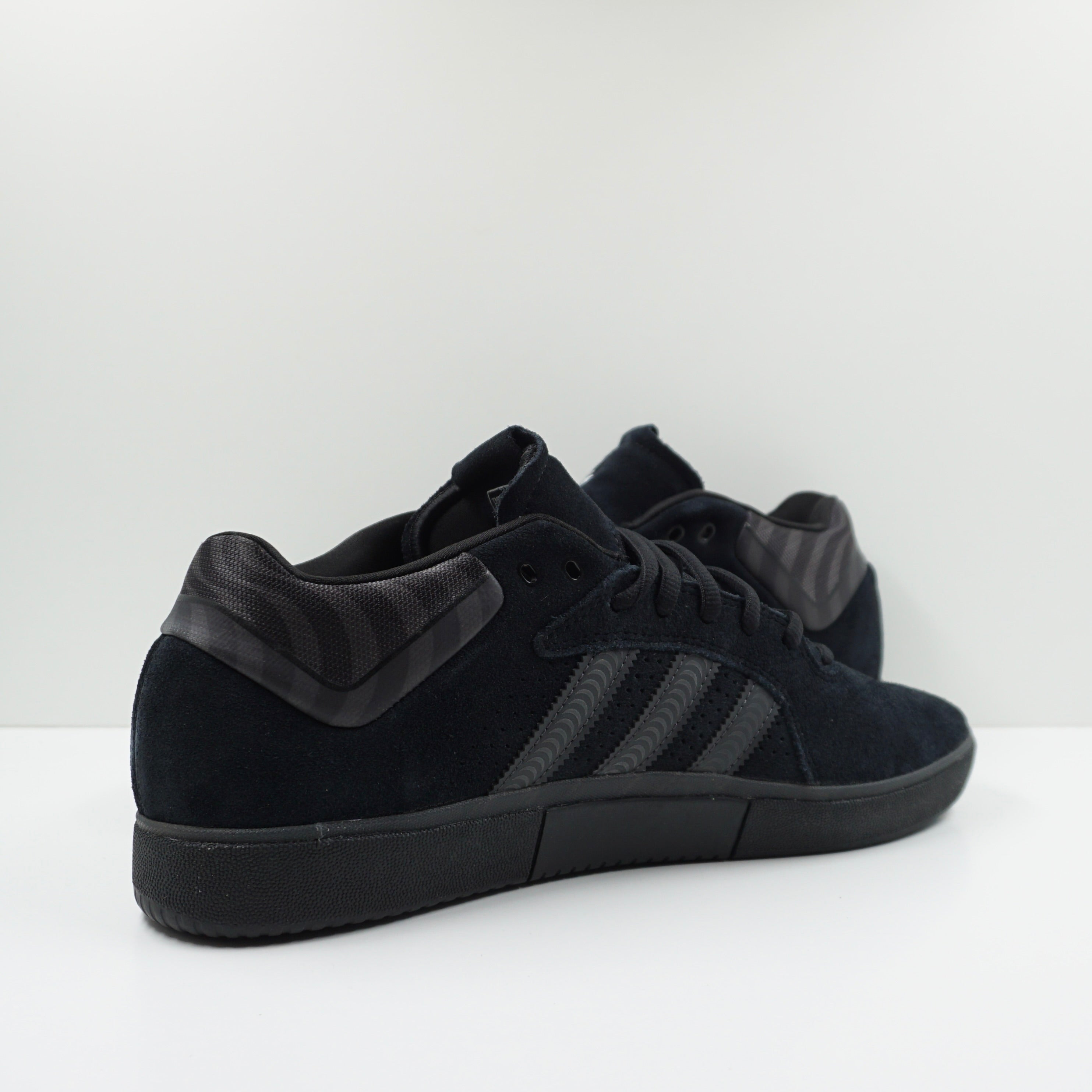 Adidas Tyshawn Spitfire Black