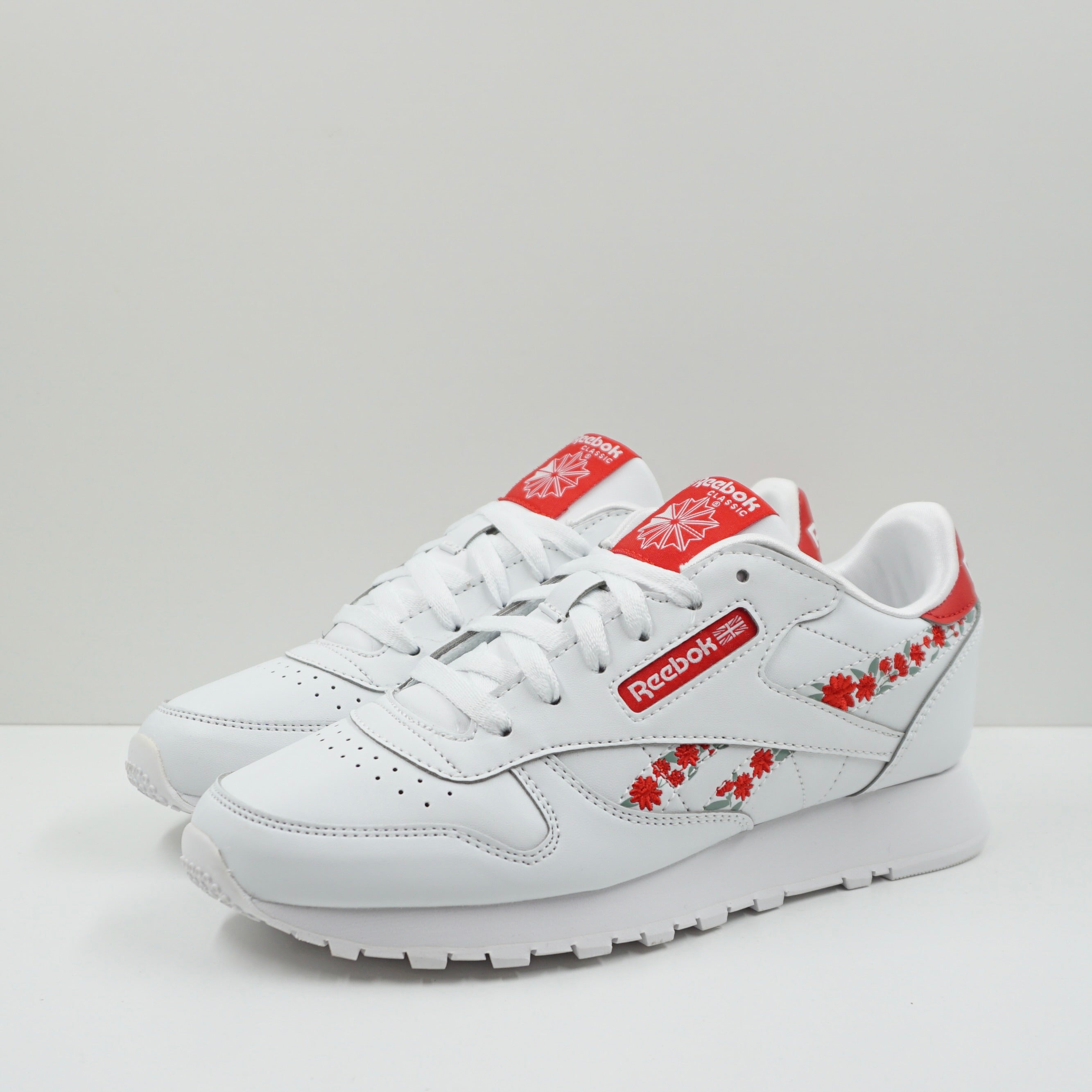 Reebok Classic Leather Flower Crowns White Red