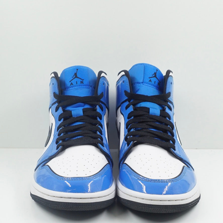 Jordan 1 Mid Signal Blue
