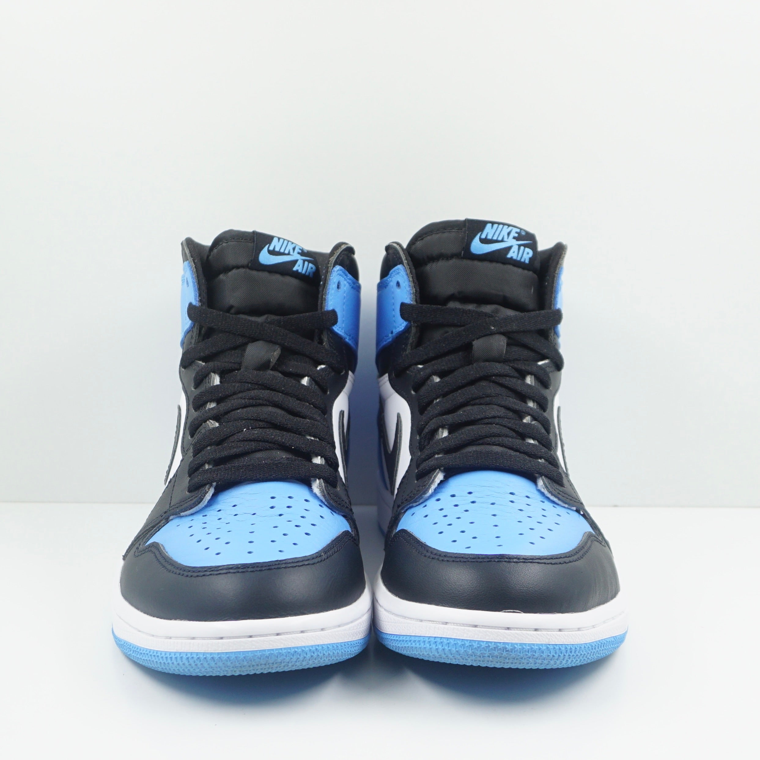 Jordan 1 Retro High OG UNC Toe