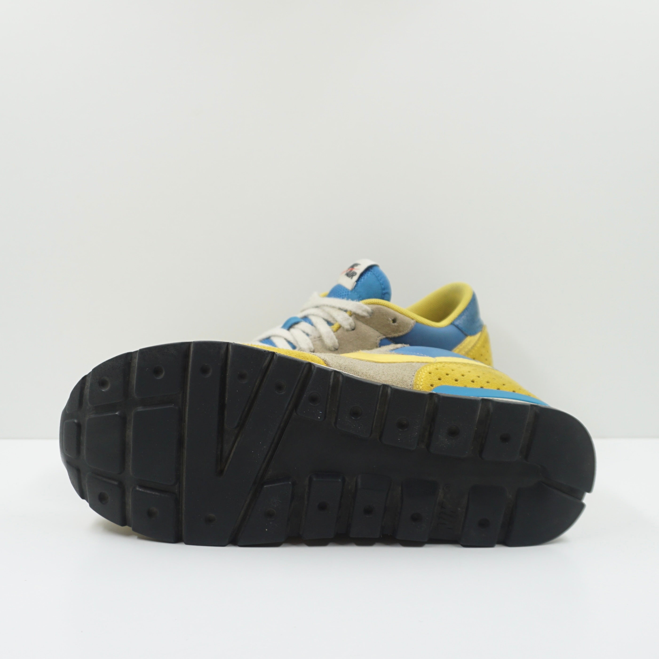 Nike Air Epic Bamboo Vivid Sulfur