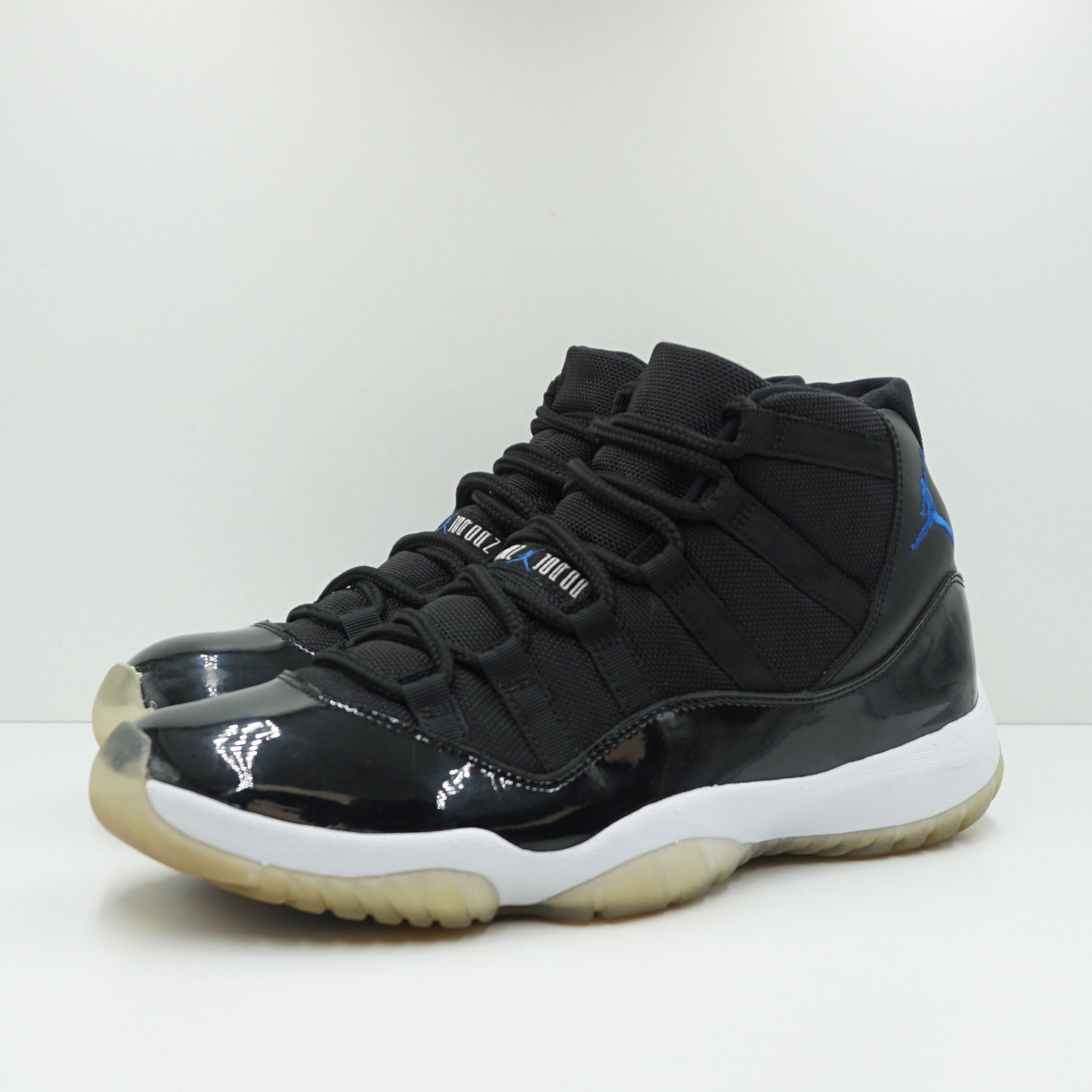Jordan 11 Retro Space Jam (2009)