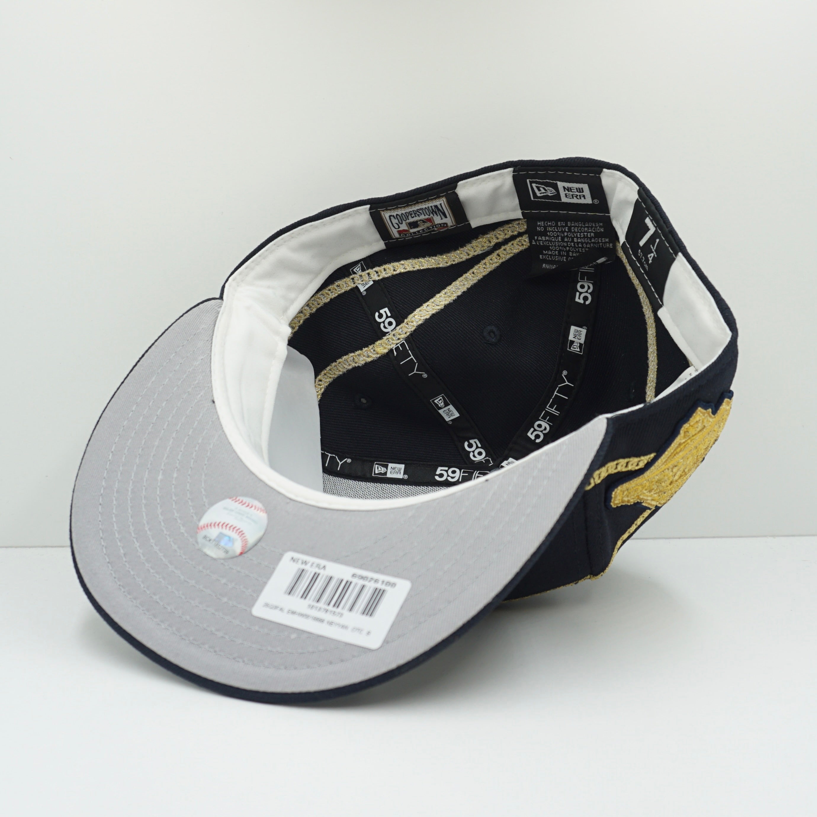 New Era Cooperstown New York Yankees Gold Chain Navy Fitted Cap