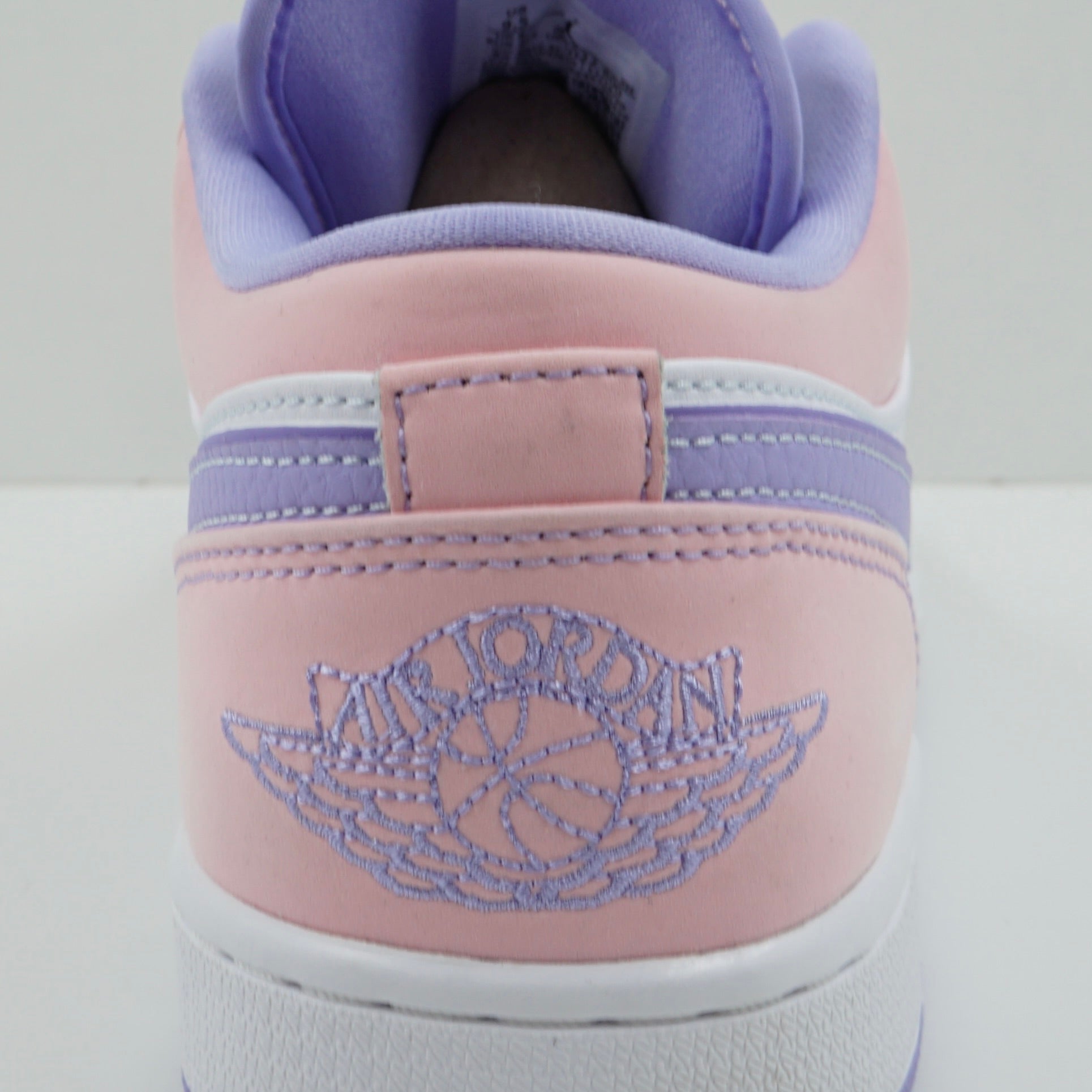 Jordan 1 Low SE Arctic Punch
