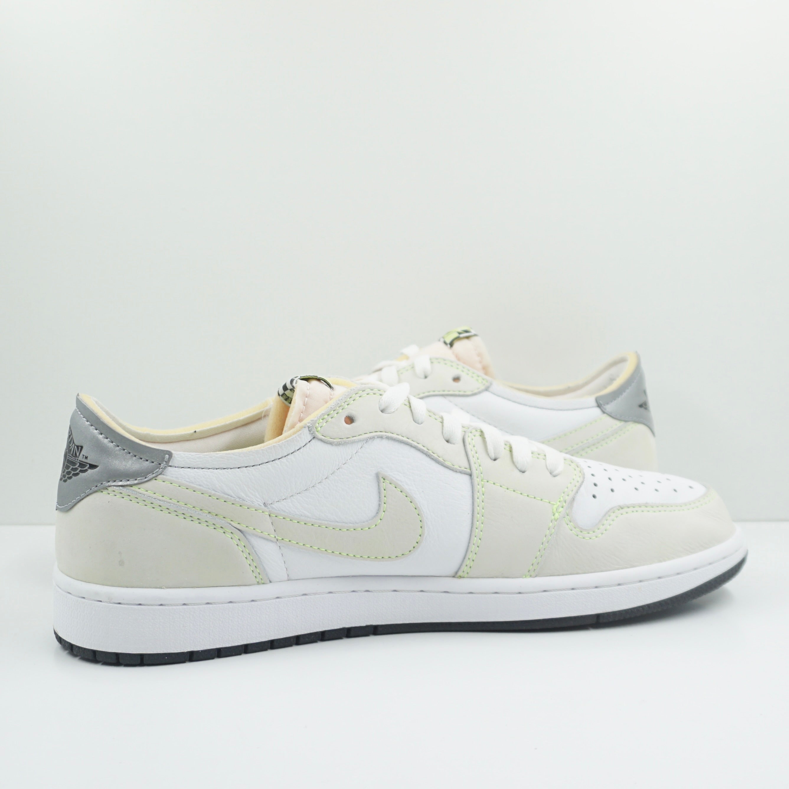 Jordan 1 Retro Low White Ghost Green Black