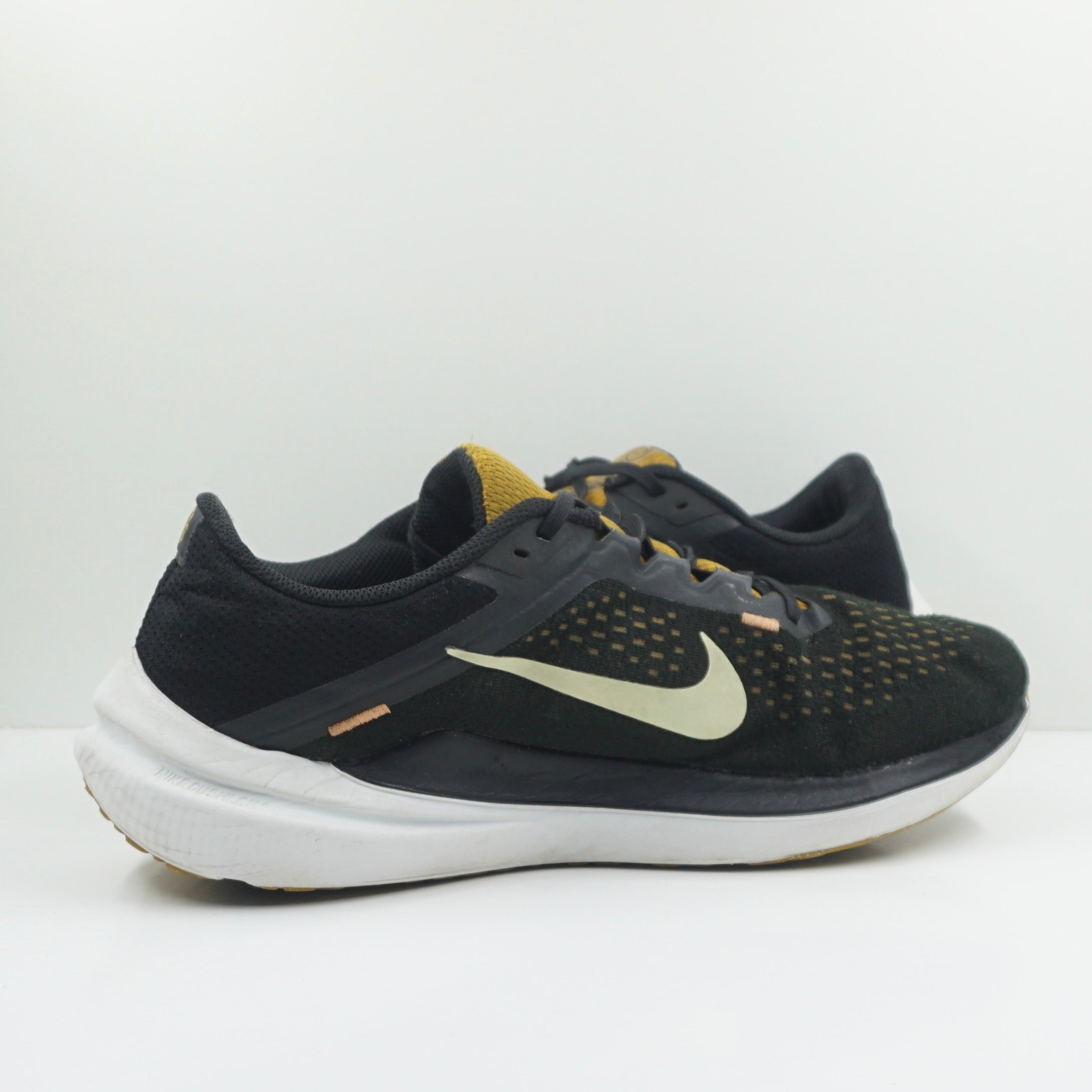 Nike Winflo Black Olive