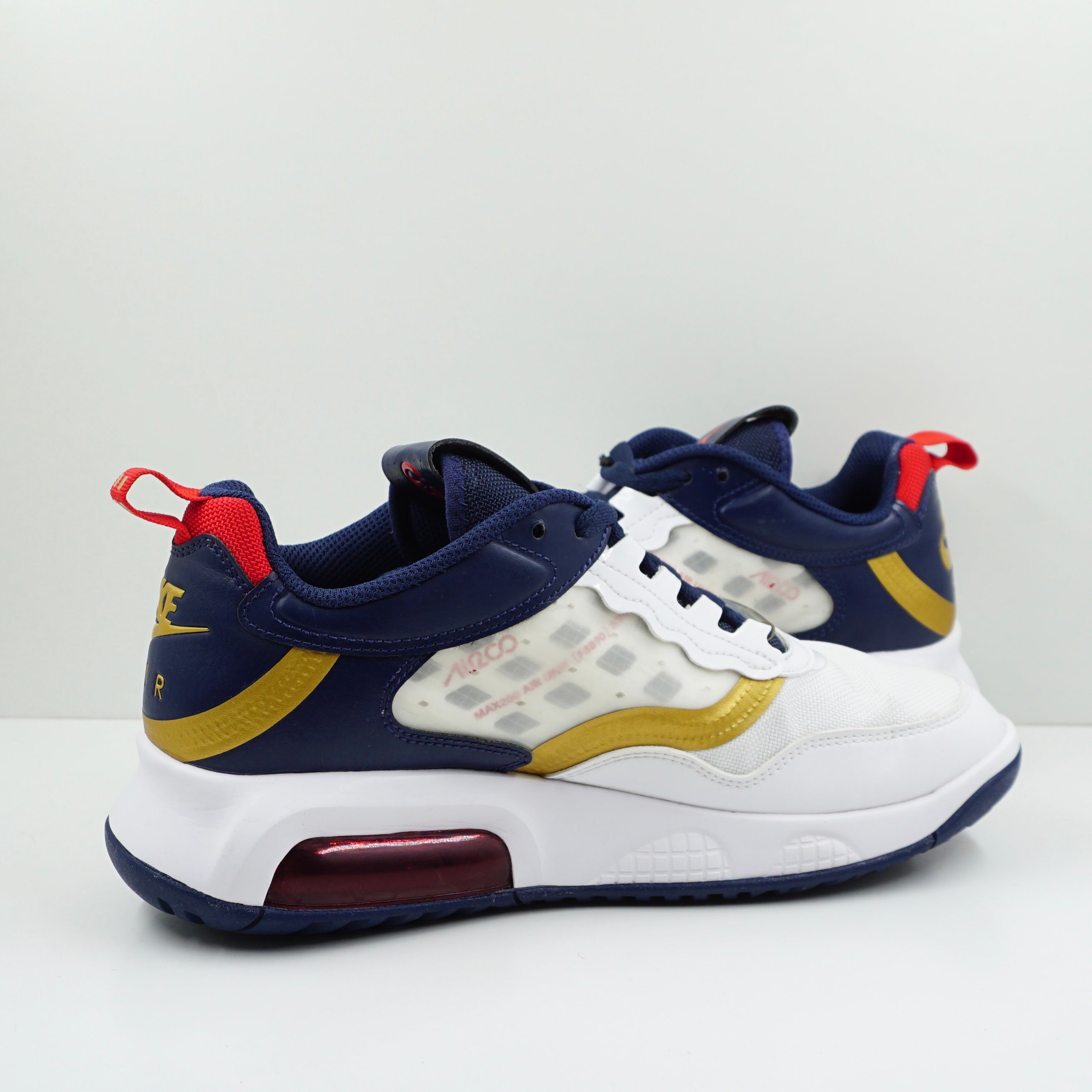 Jordan Max 200 White Midnight Navy