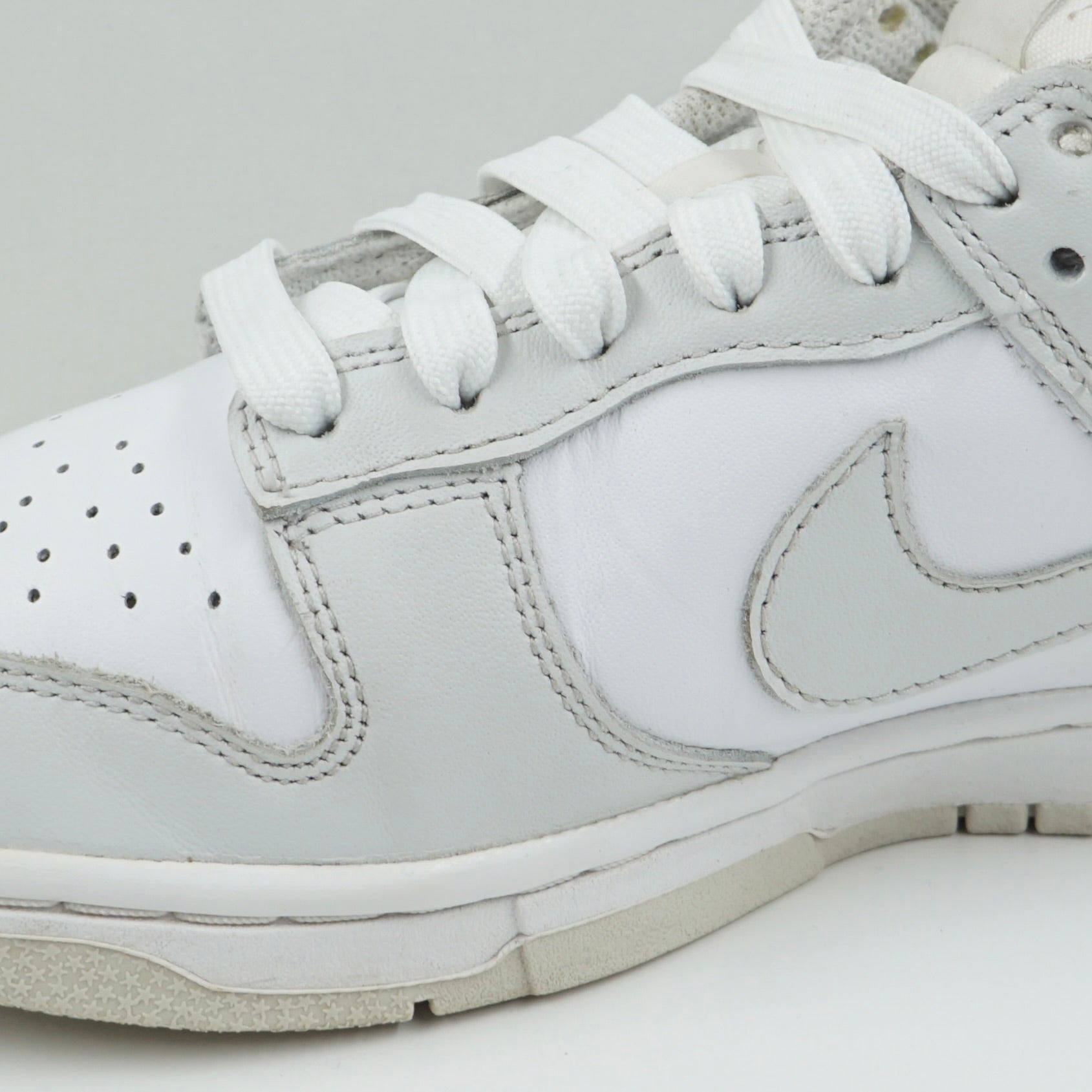 Nike Dunk Low Photon Dust (W)