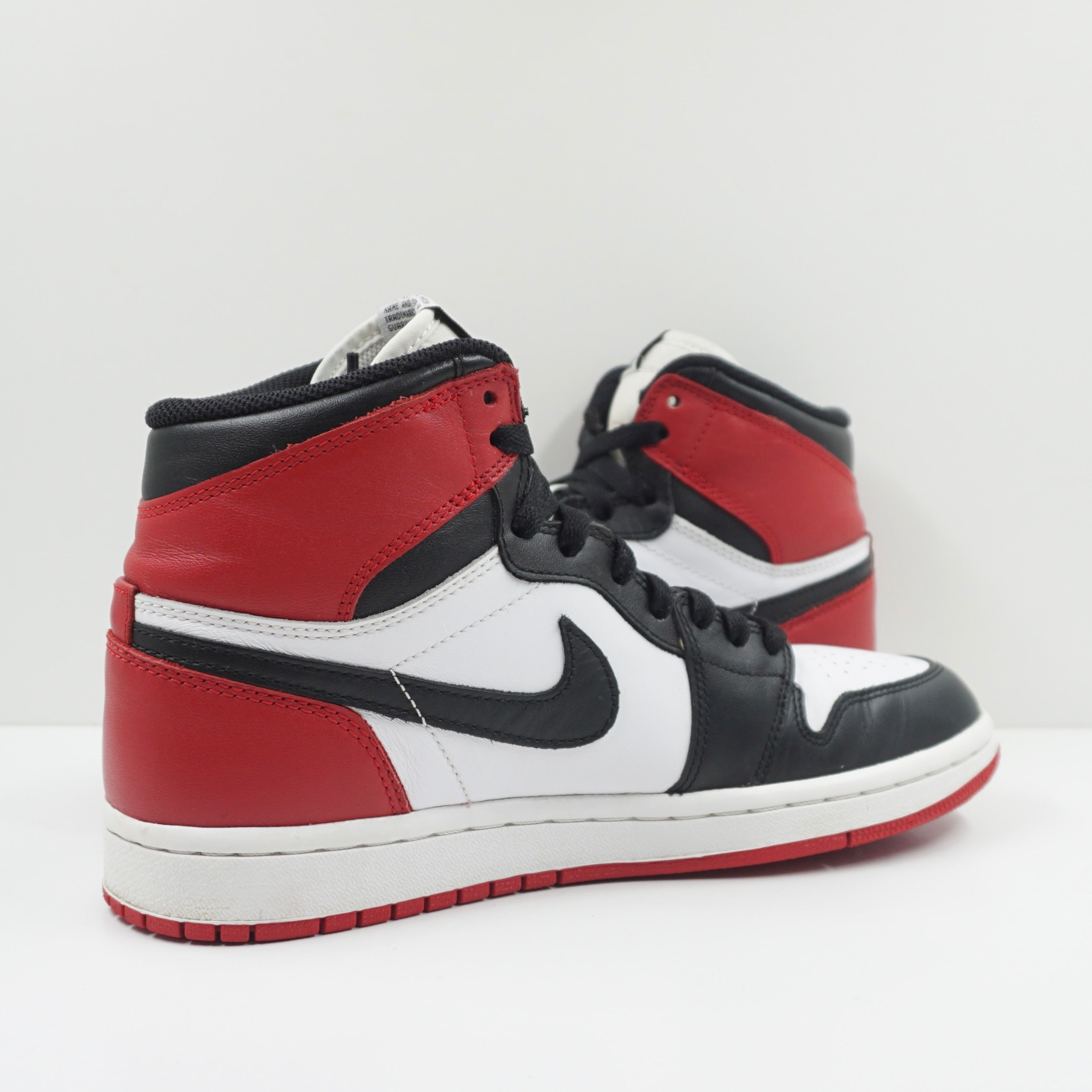 Jordan 1 Retro Black Toe (2013)