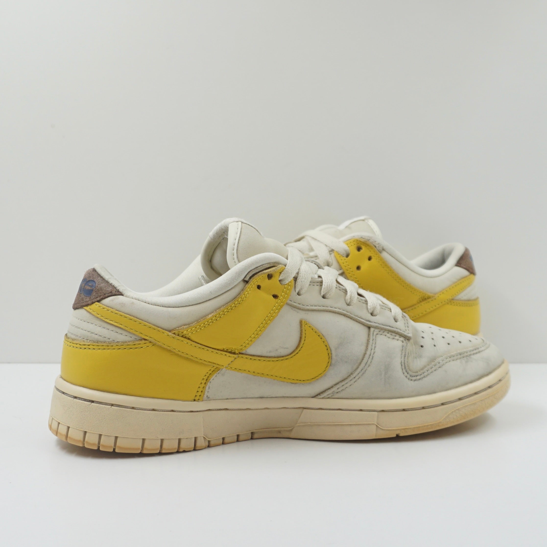 Nike Dunk Low LX Banana (W)