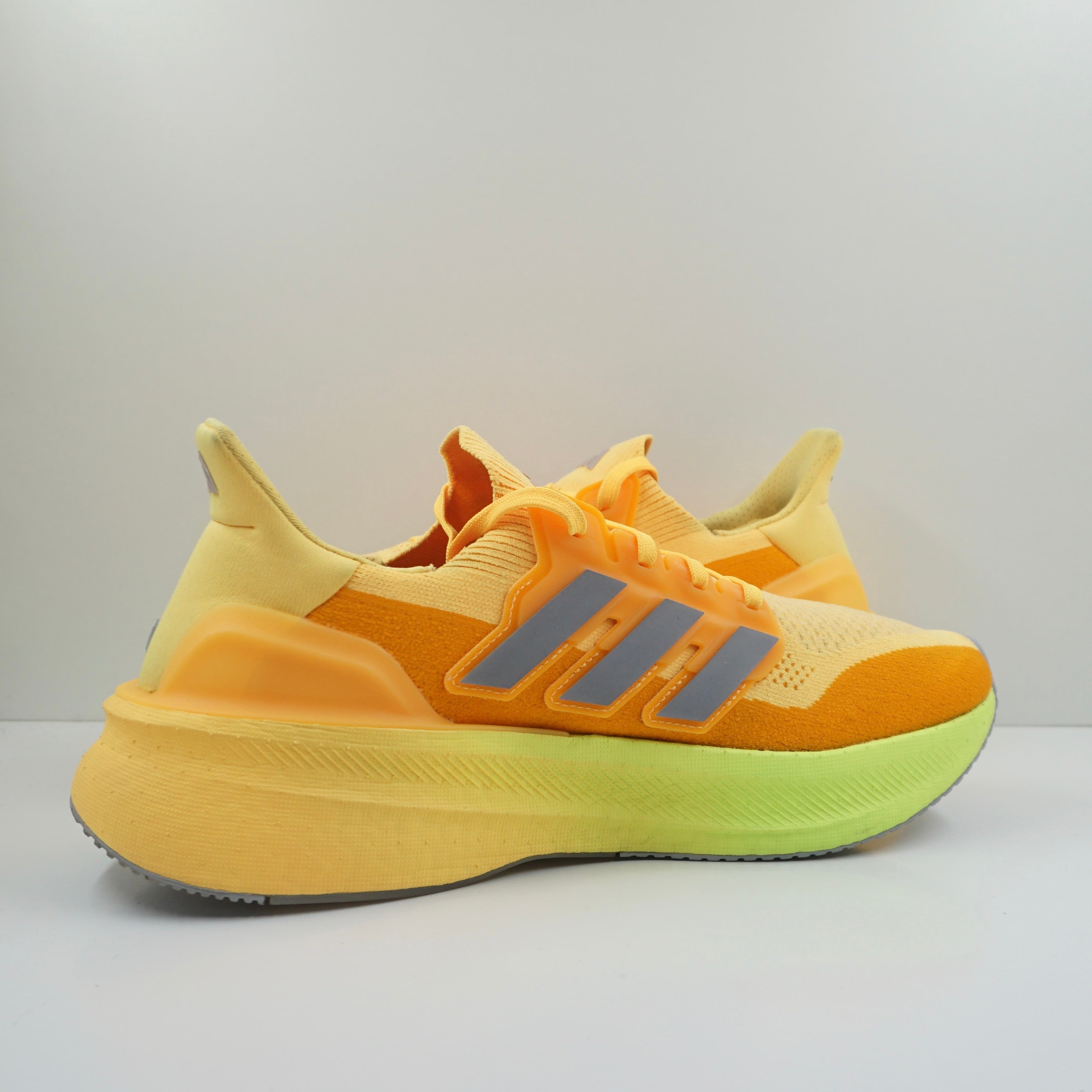 Adidas Ultraboost 5 Spark