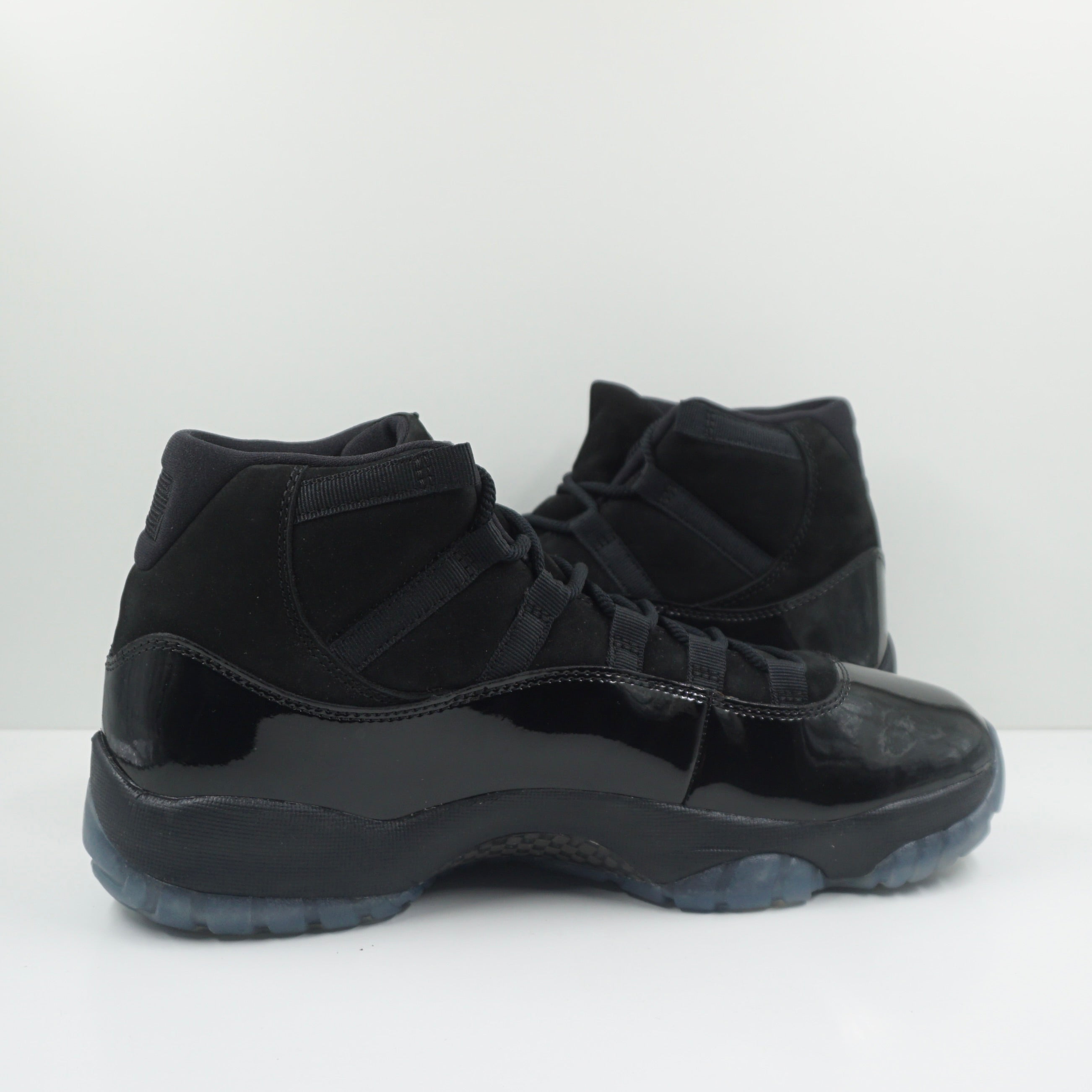 Jordan 11 Retro Cap and Gown