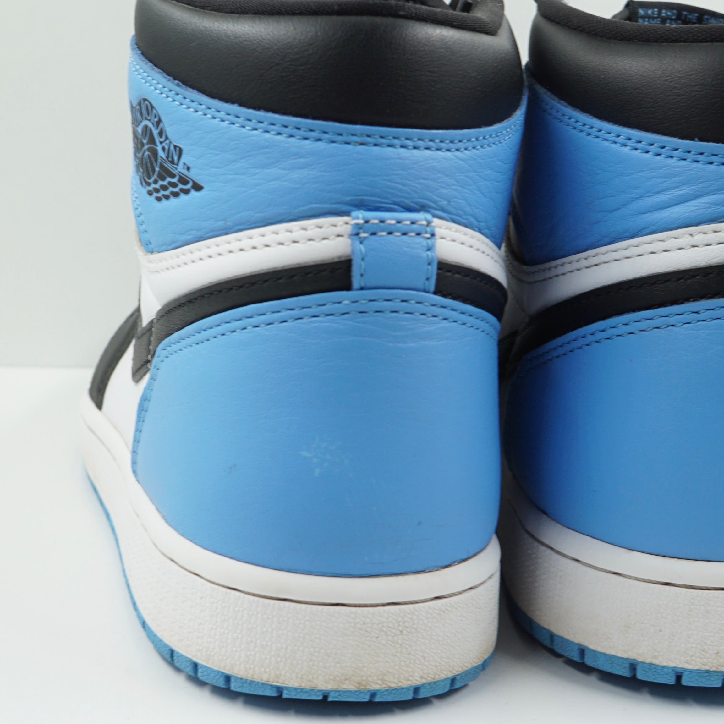 Jordan 1 Retro High OG UNC Toe