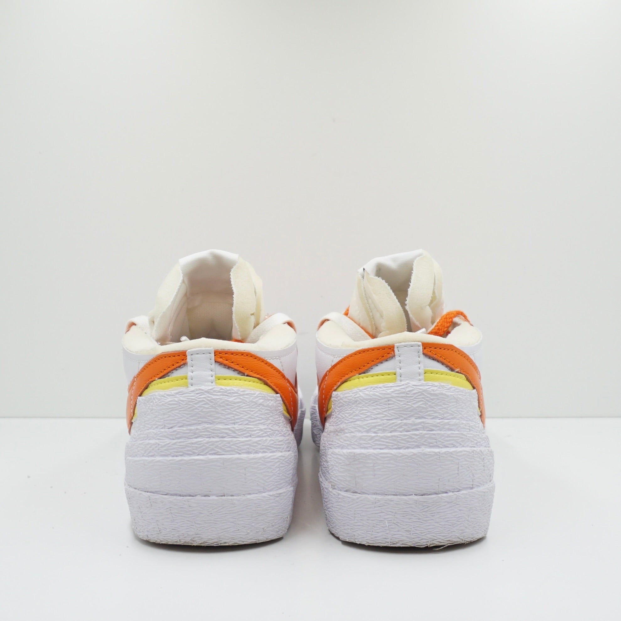 Nike Blazer Low Sacai White Magma Orange