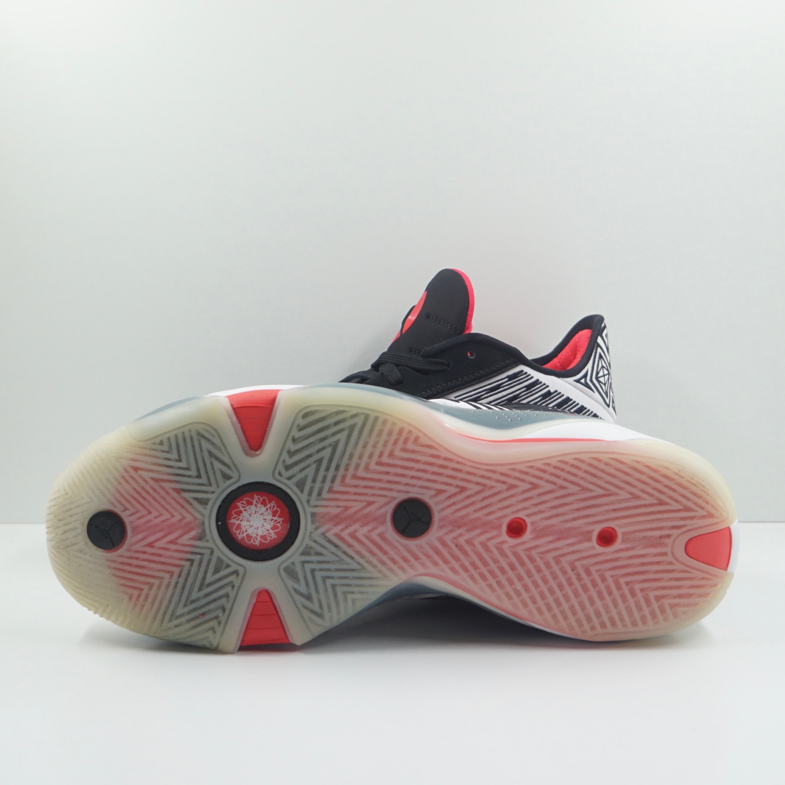 Jordan 38 Low Fundamental 2.0 (Clear Sole)