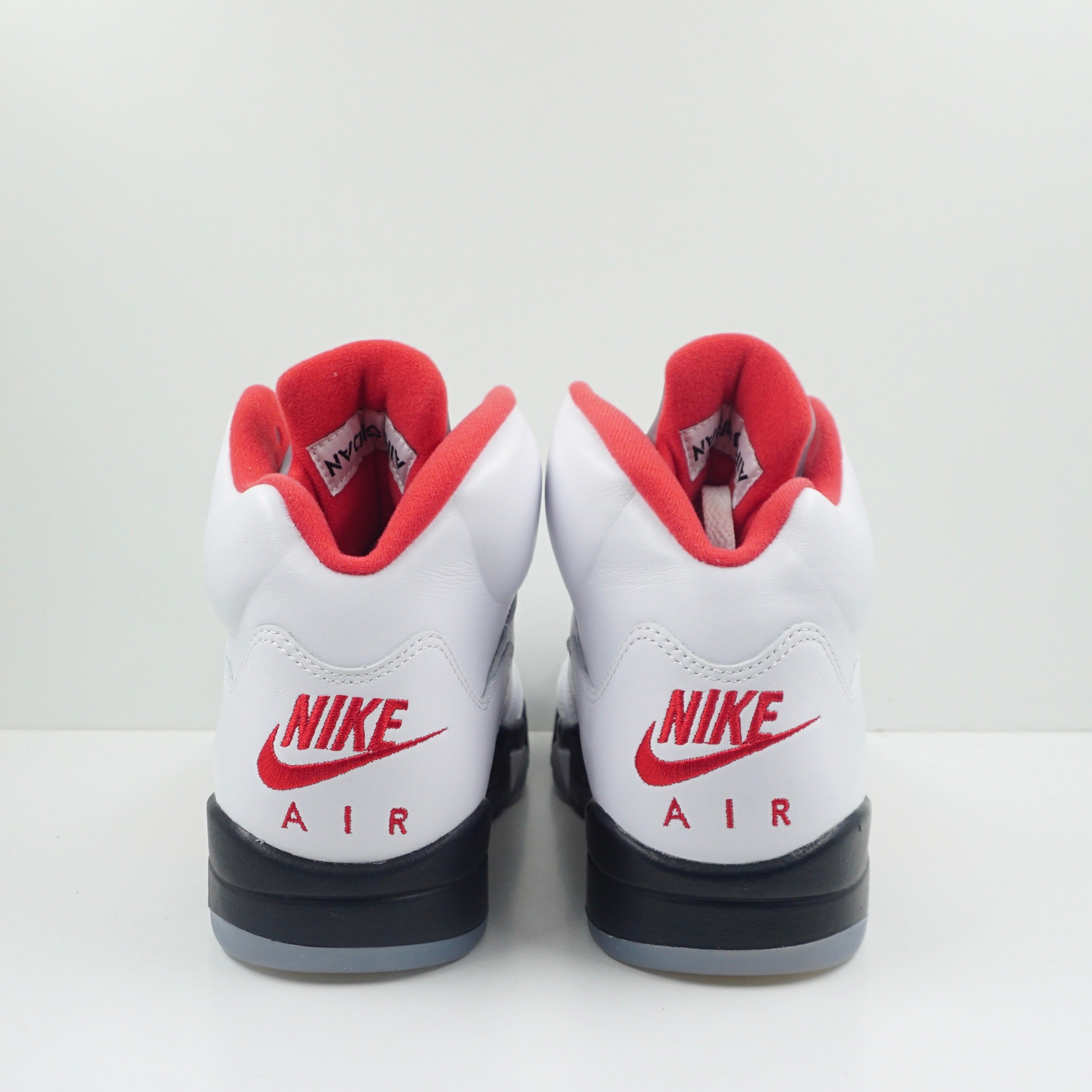 Jordan 5 Retro Fire Red Silver Tongue (2020)