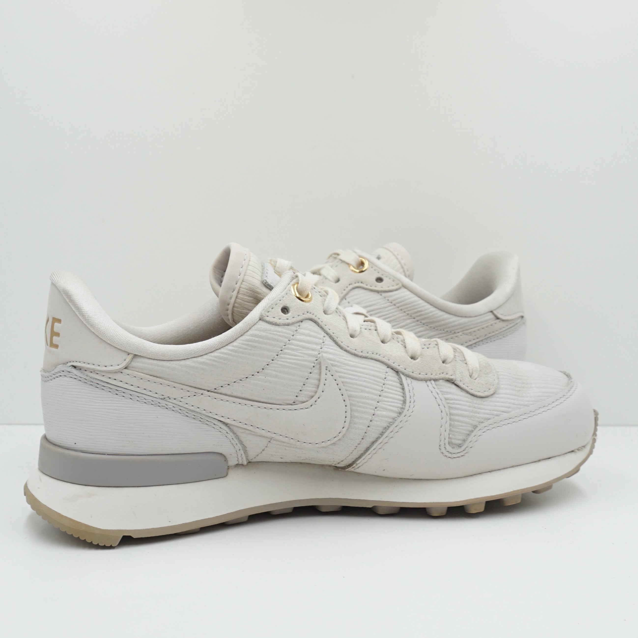 Nike Internationalist White Grey Premium (W)