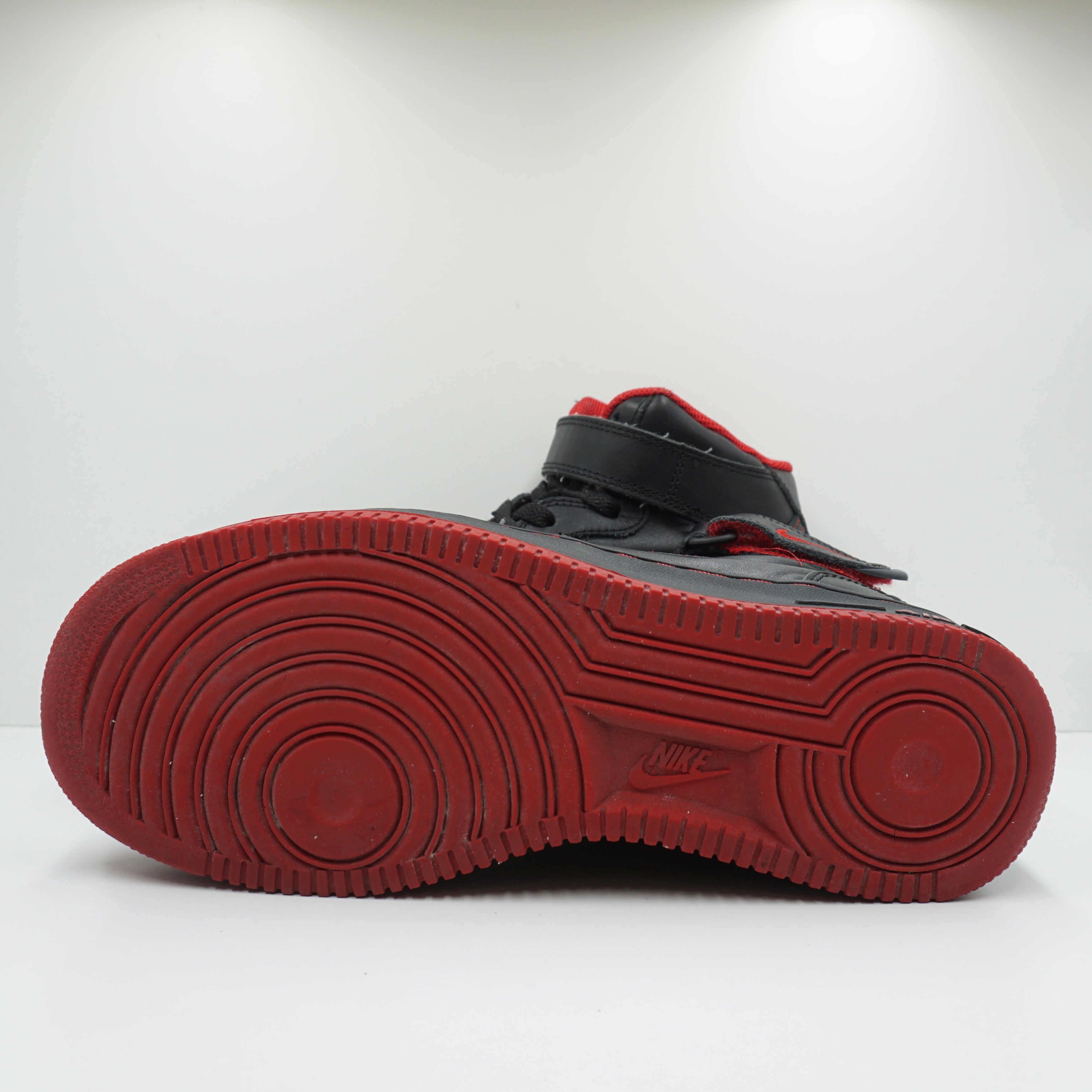 Nike Air Force 1 Mid Black Red