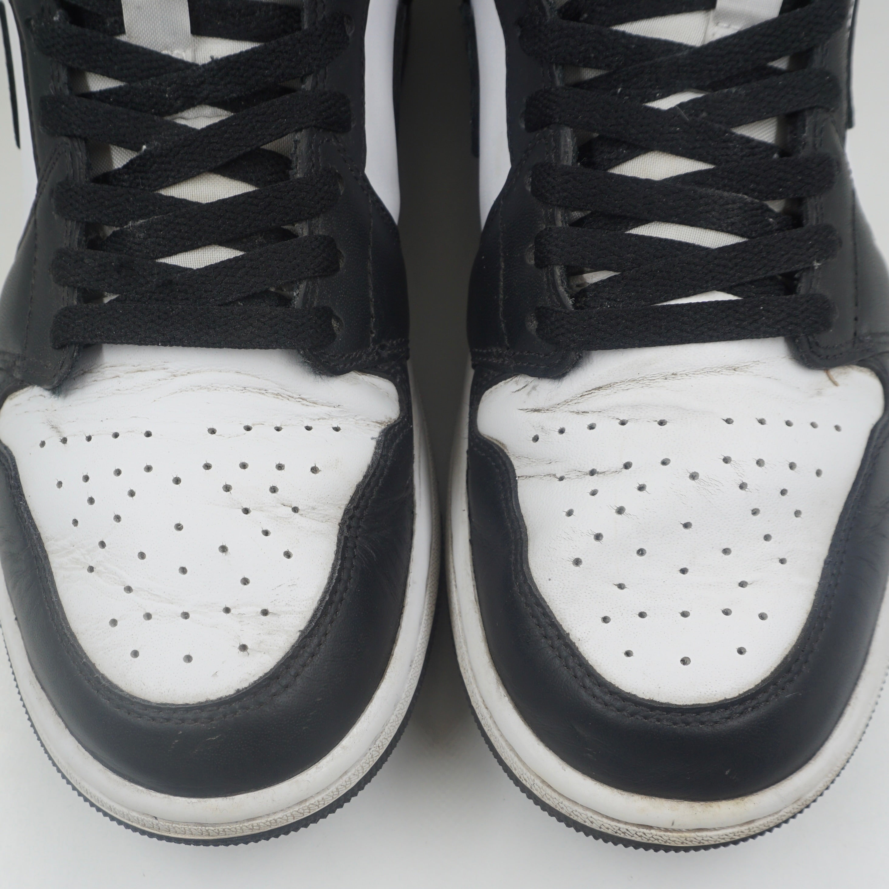 Jordan 1 Mid SE Panda Elephant