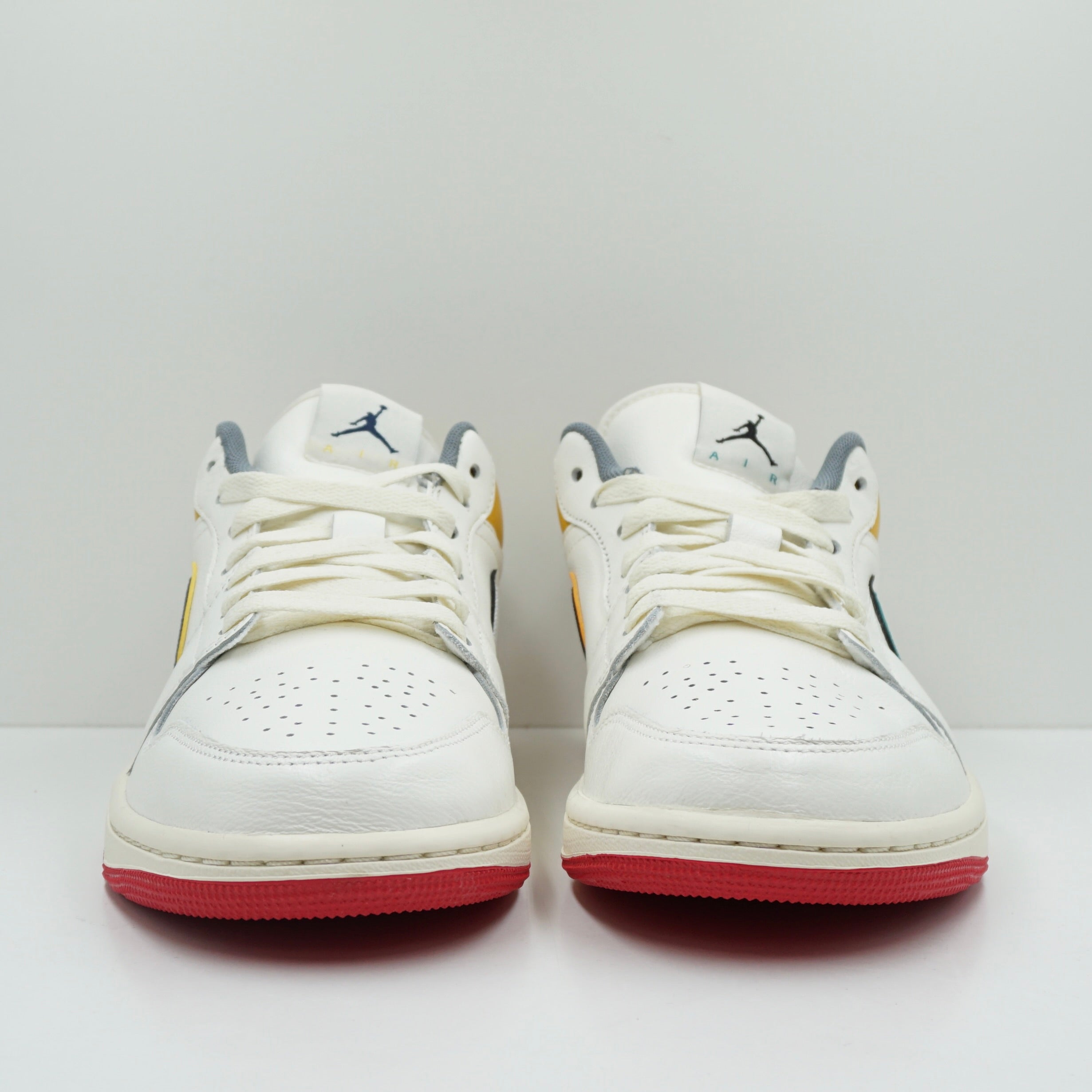 Jordan 1 Low PRM Sail Cashmere
