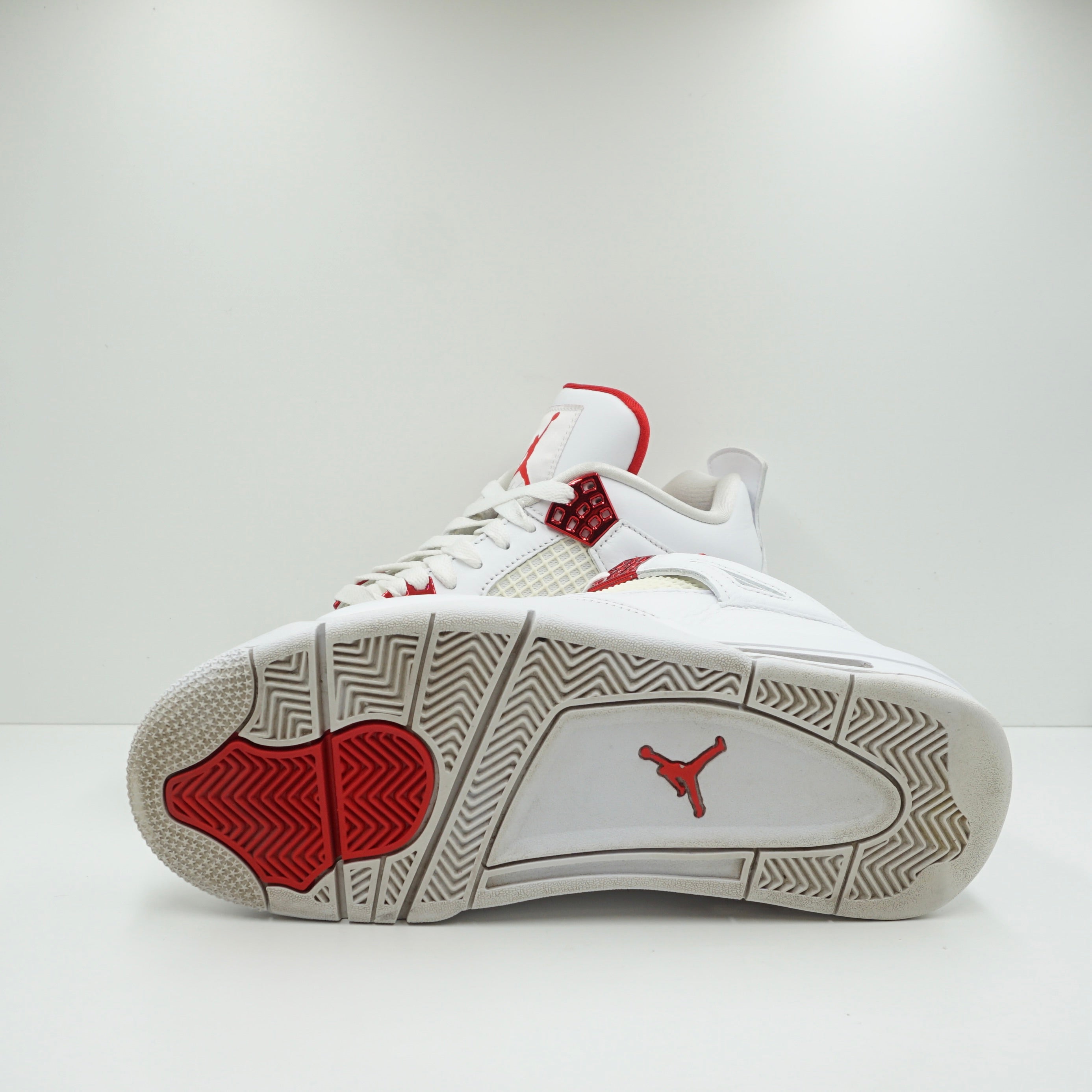 Jordan 4 Retro Metallic Red