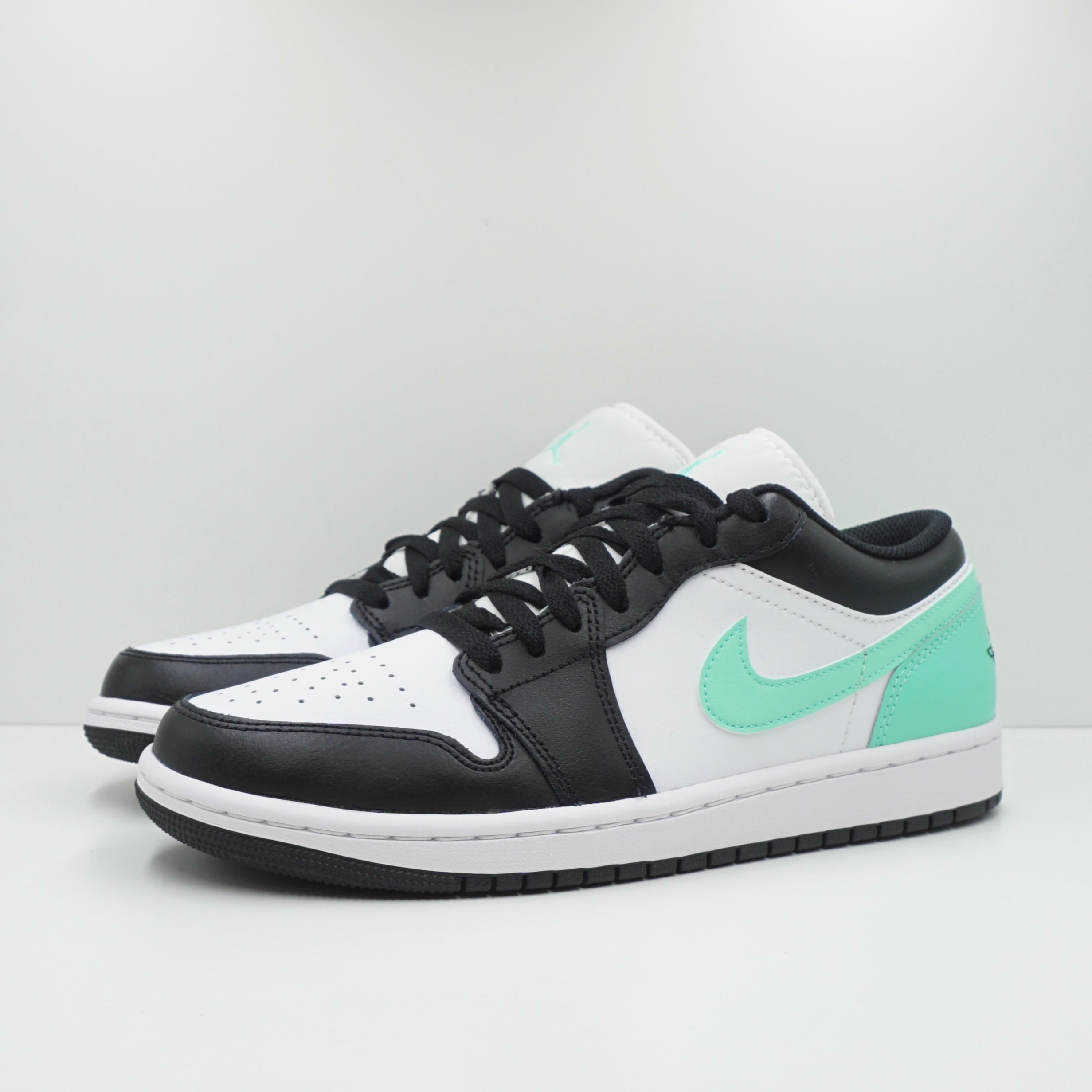 Jordan 1 Low Green Glow