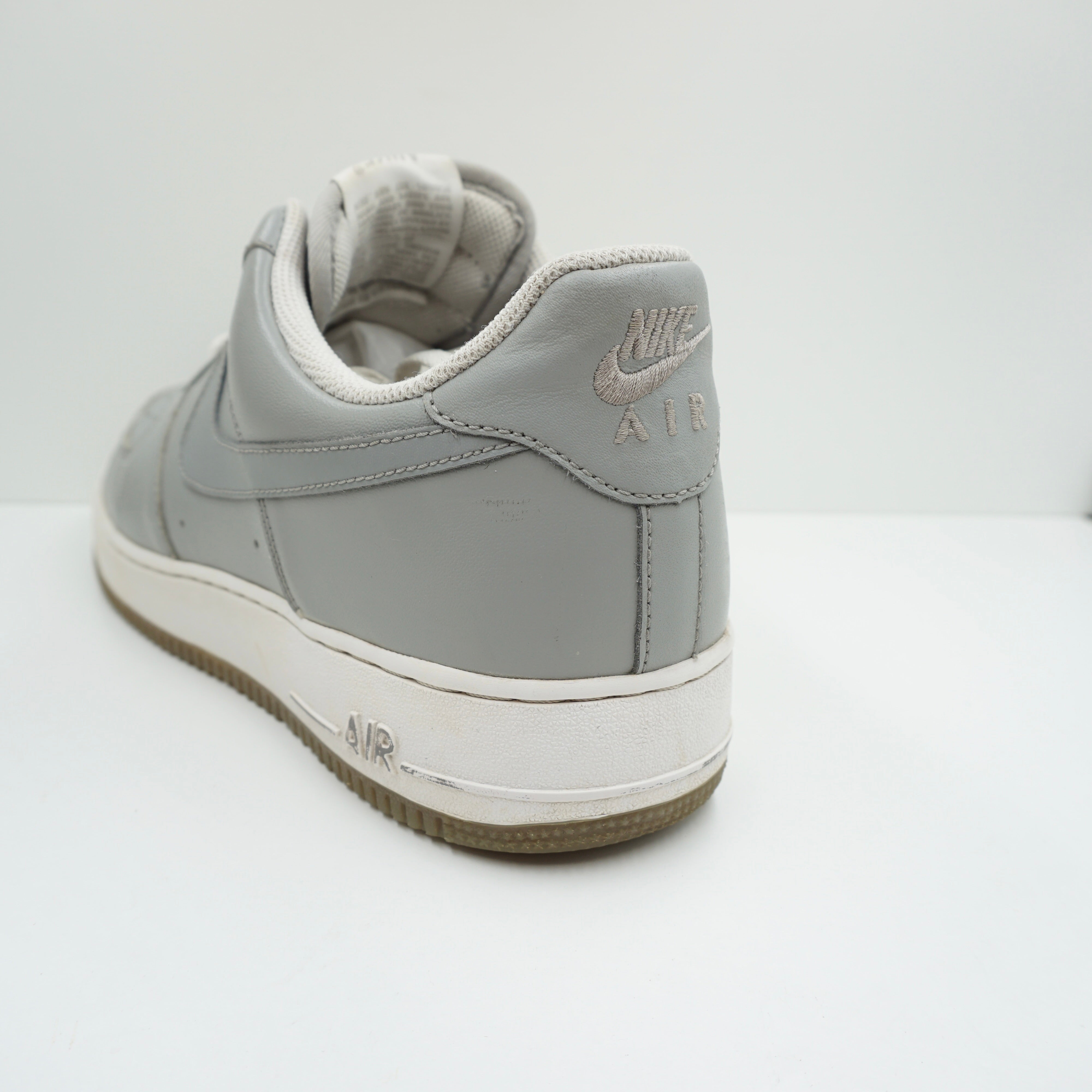 Nike Air Force 1 '07 Medium Grey