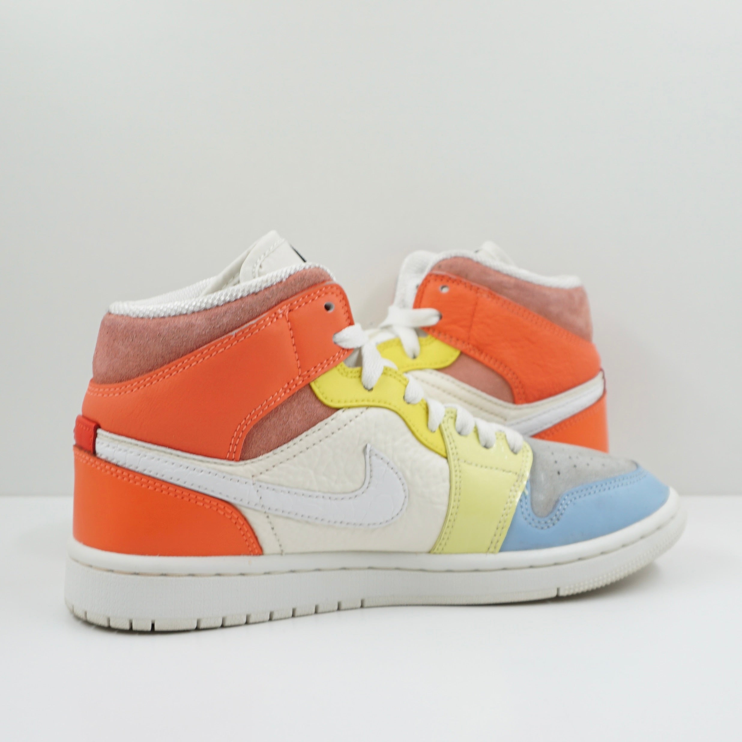 Jordan 1 Mid To My First Coach (W)