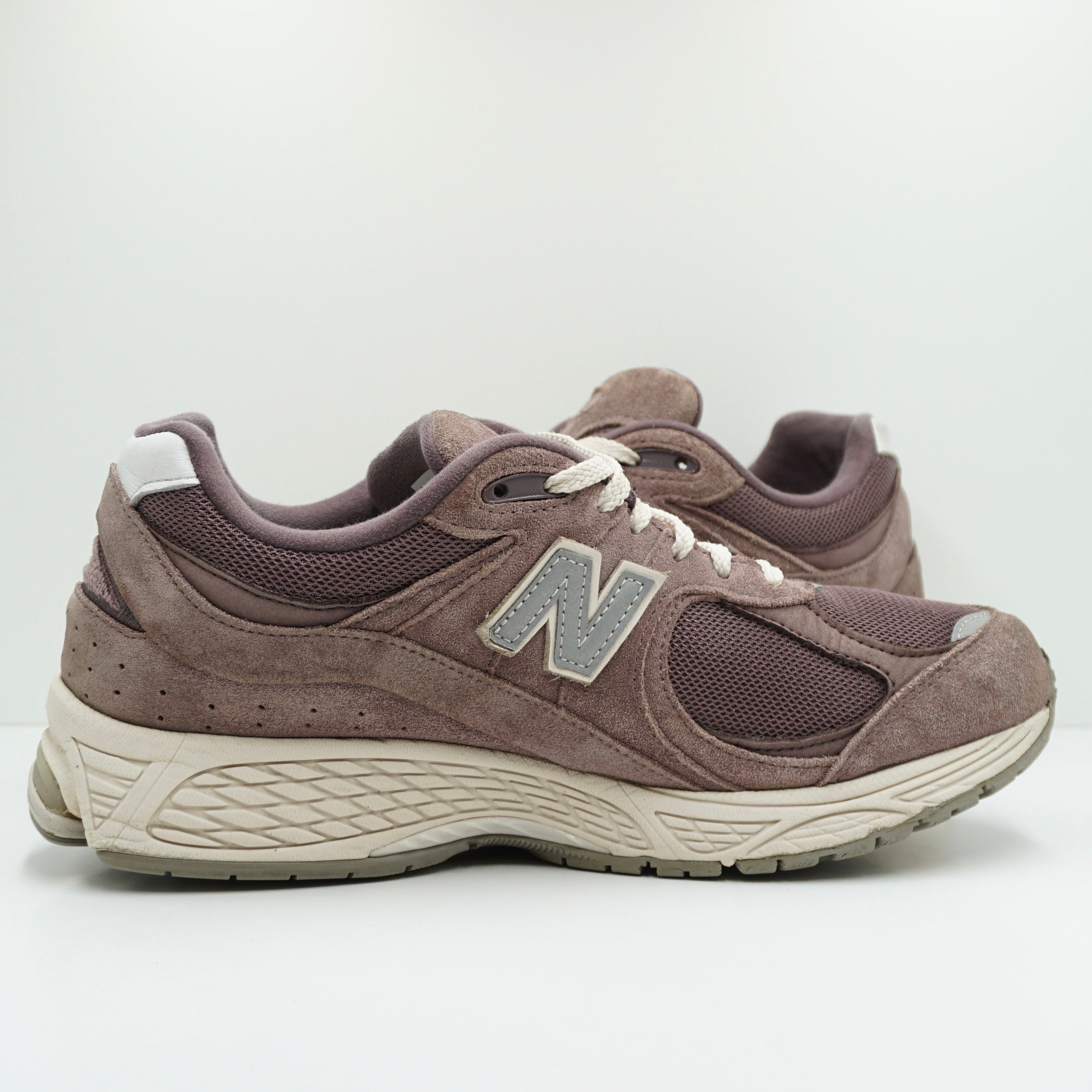 New Balance 2002R Black Fig