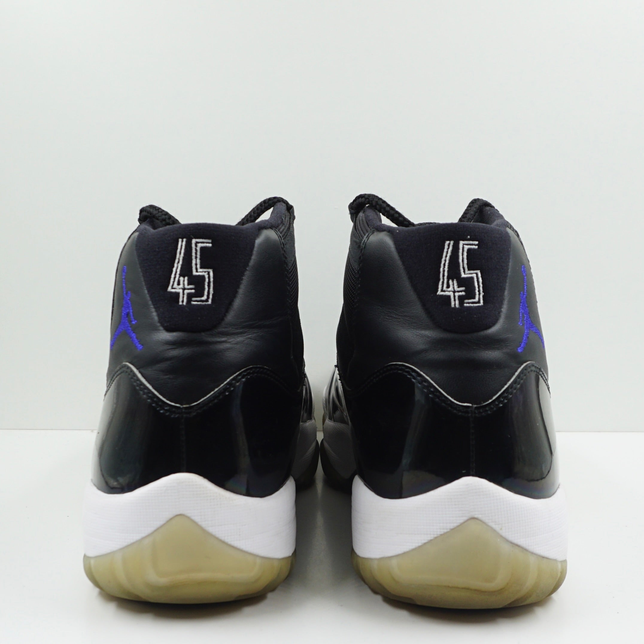 Jordan 11 Retro Space Jam (2016)