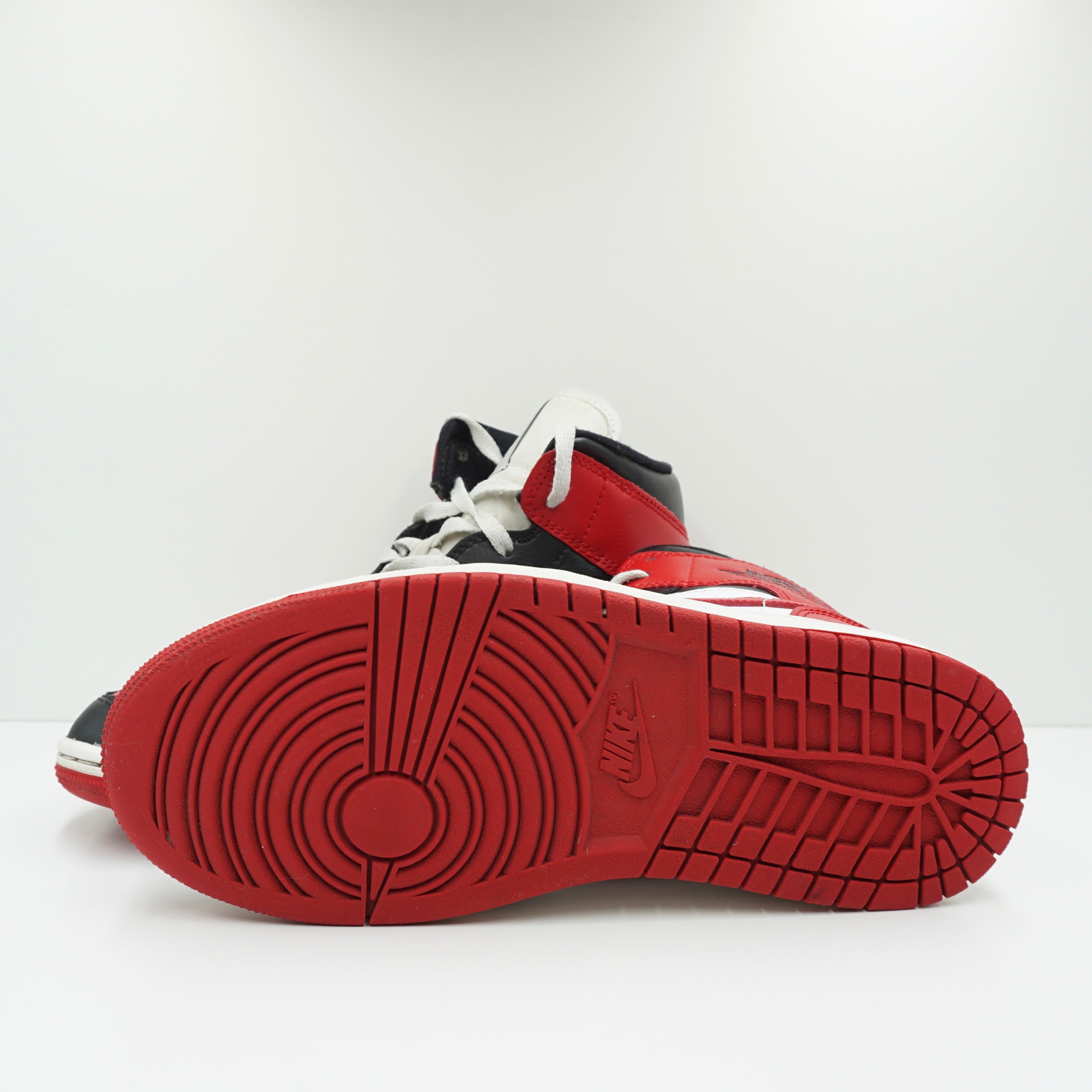 Jordan 1 Mid Alternate Bred Toe (W)