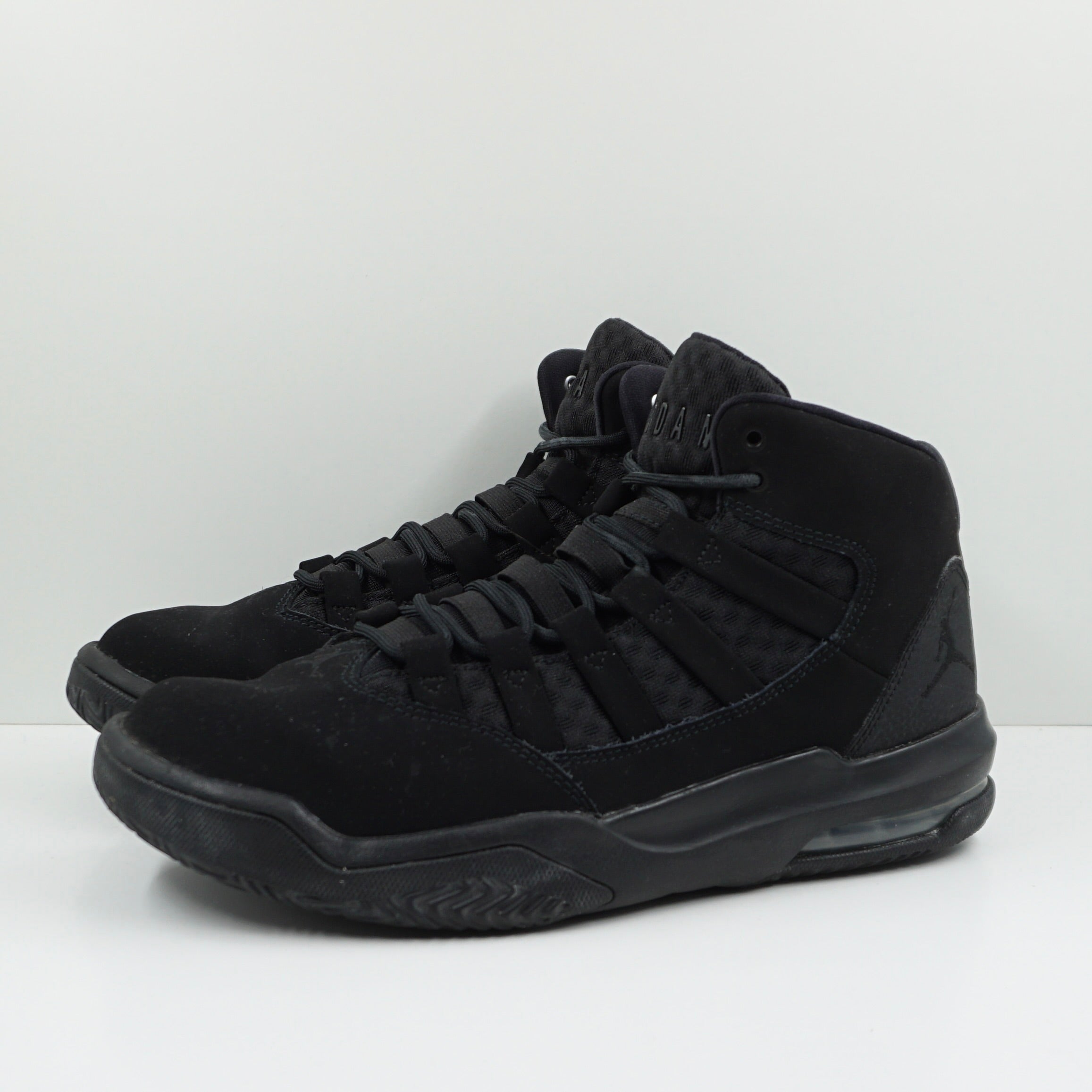 Jordan Max Aura Black