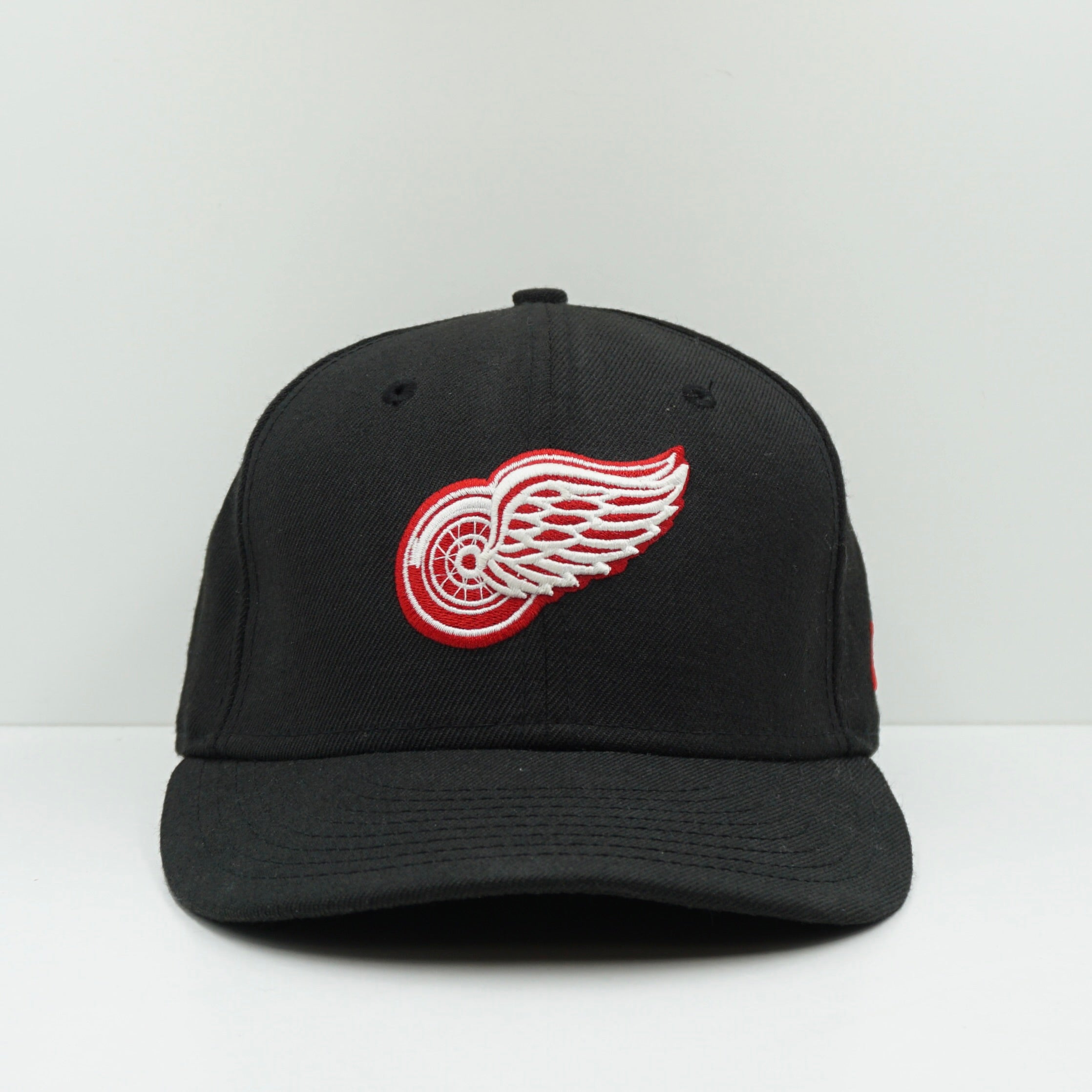New Era Detroit Red Wings Black Red NHL Fitted Cap