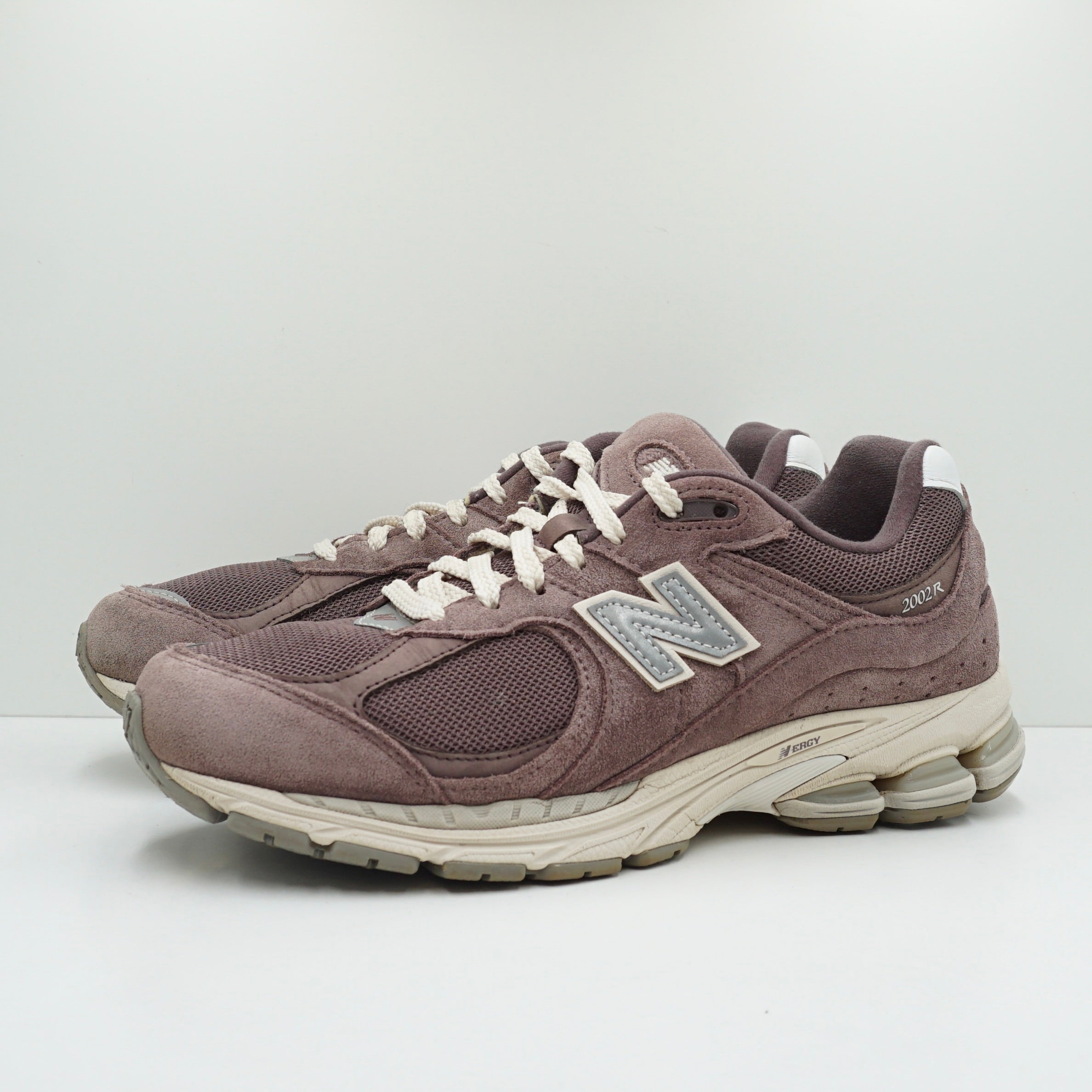 New Balance 2002R Black Fig