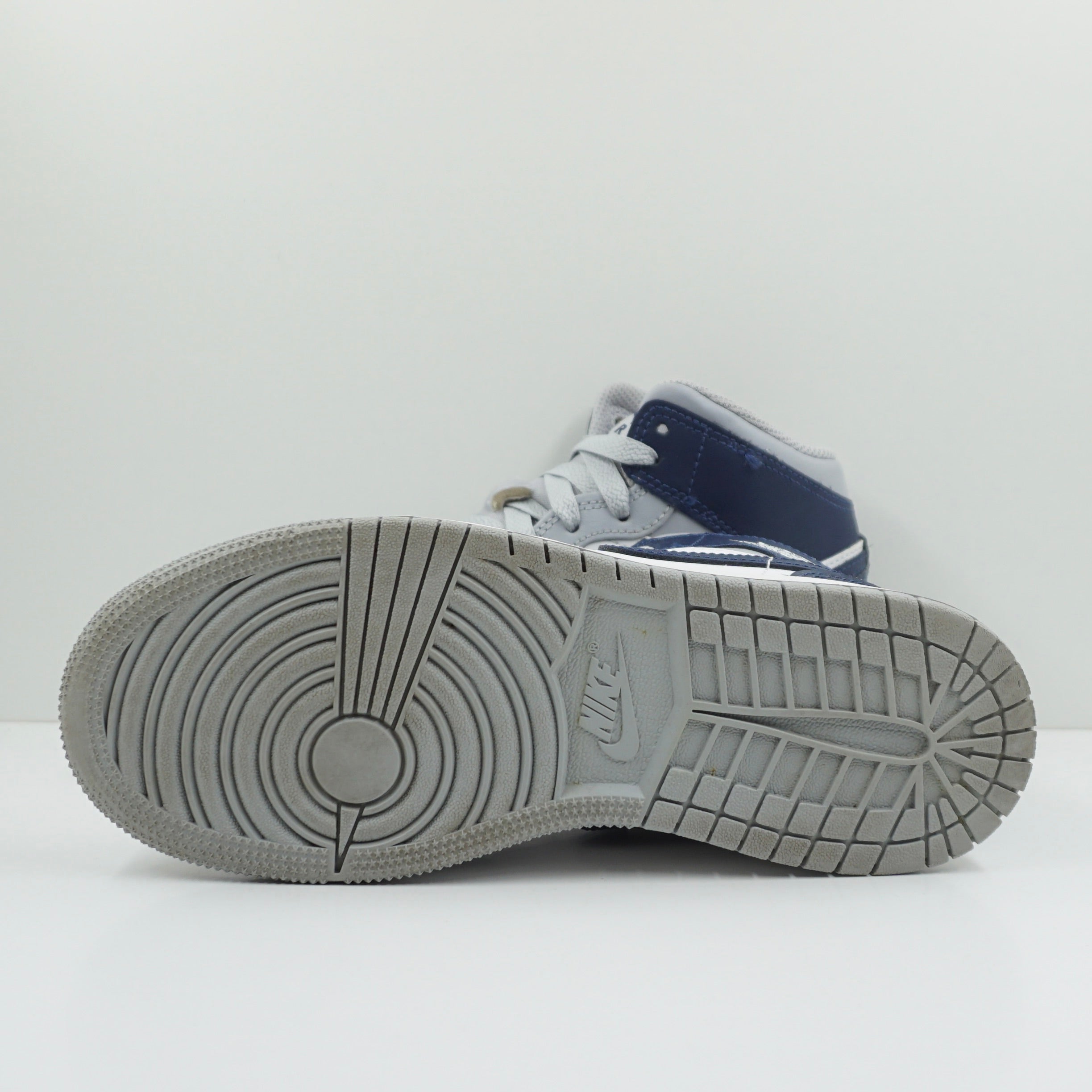 Jordan 1 Mid Wolf Grey Midnight Navy (GS)