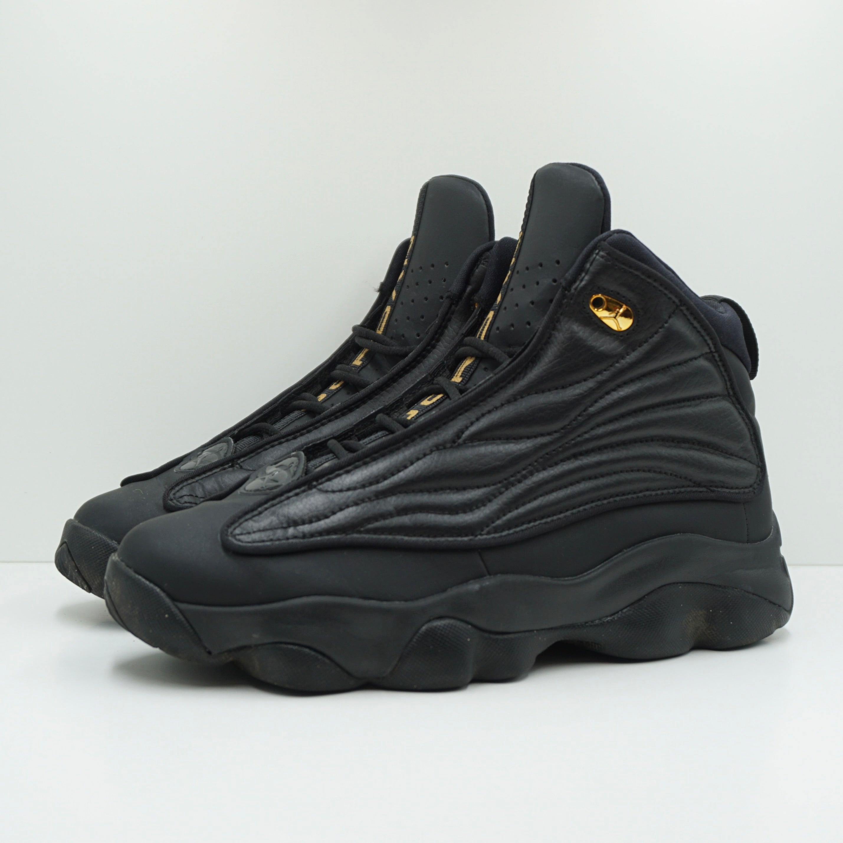 Jordan Pro Strong Black Metallic Gold (GS)