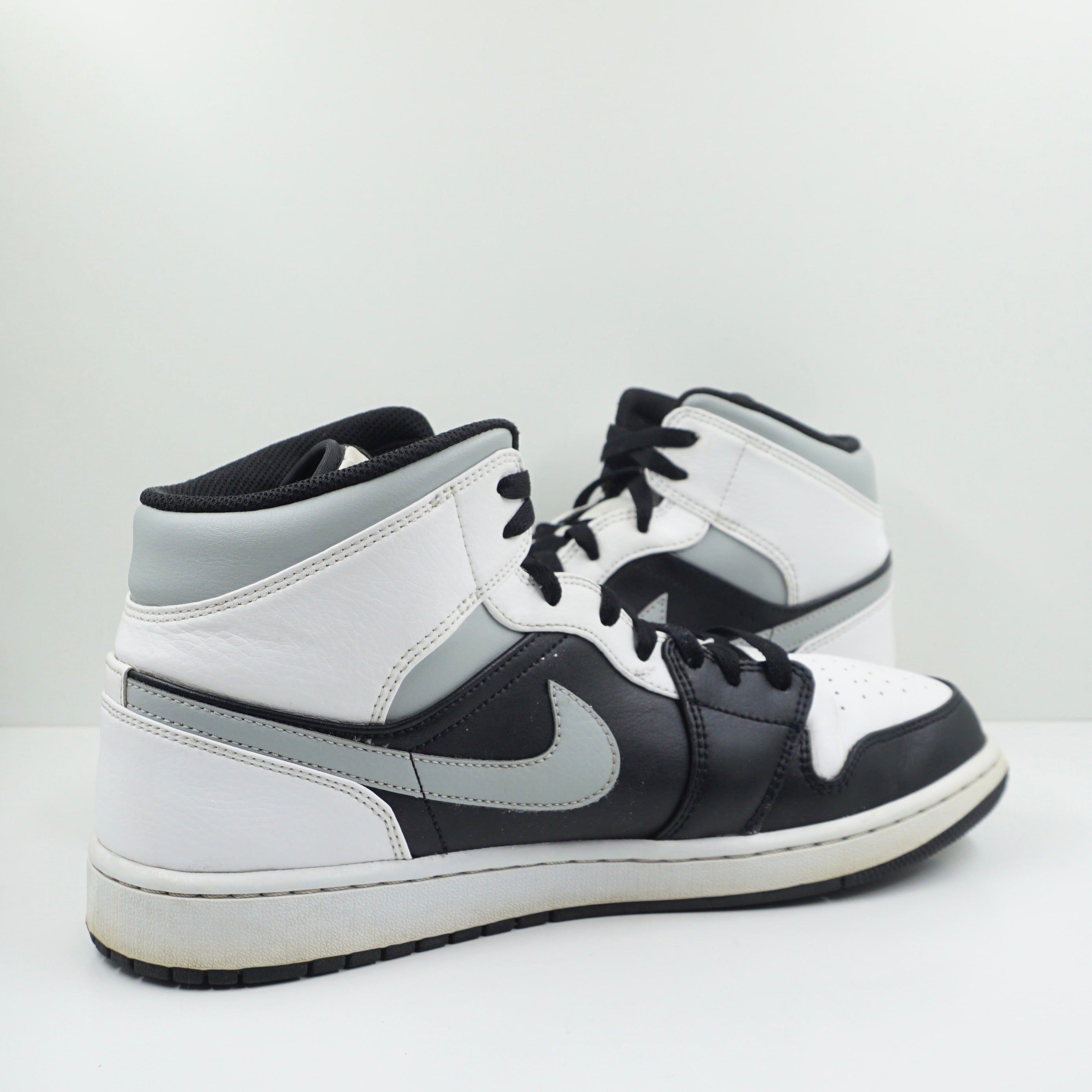 Jordan 1 Mid White Shadow