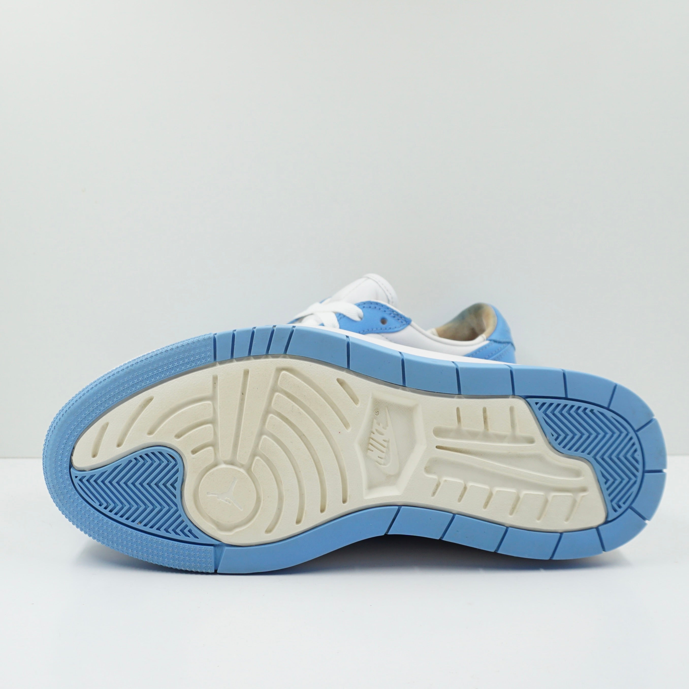 Jordan 1 Elevate Low SE University Blue (W)