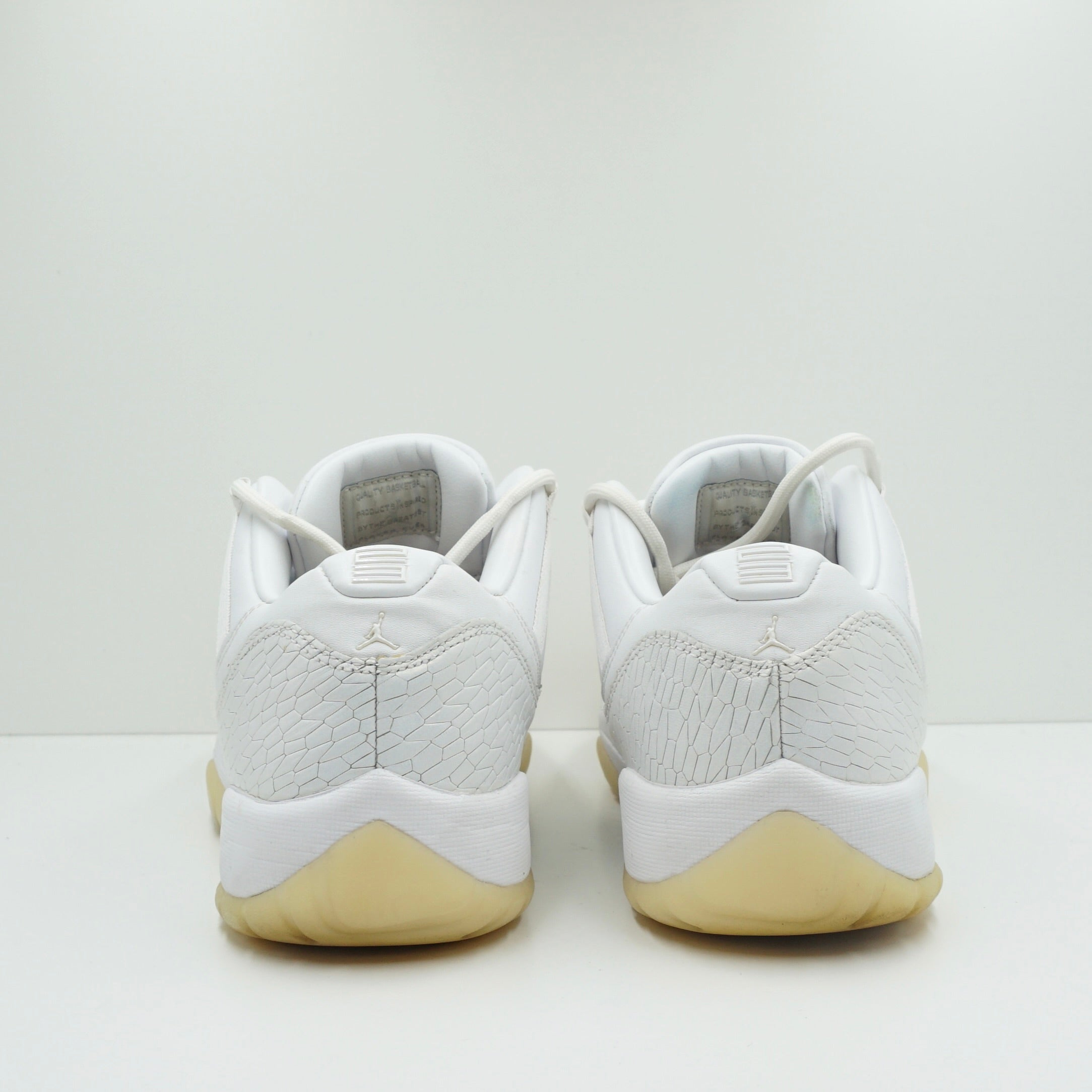 Jordan 11 Retro Low Heiress Pure Platinum (GS)